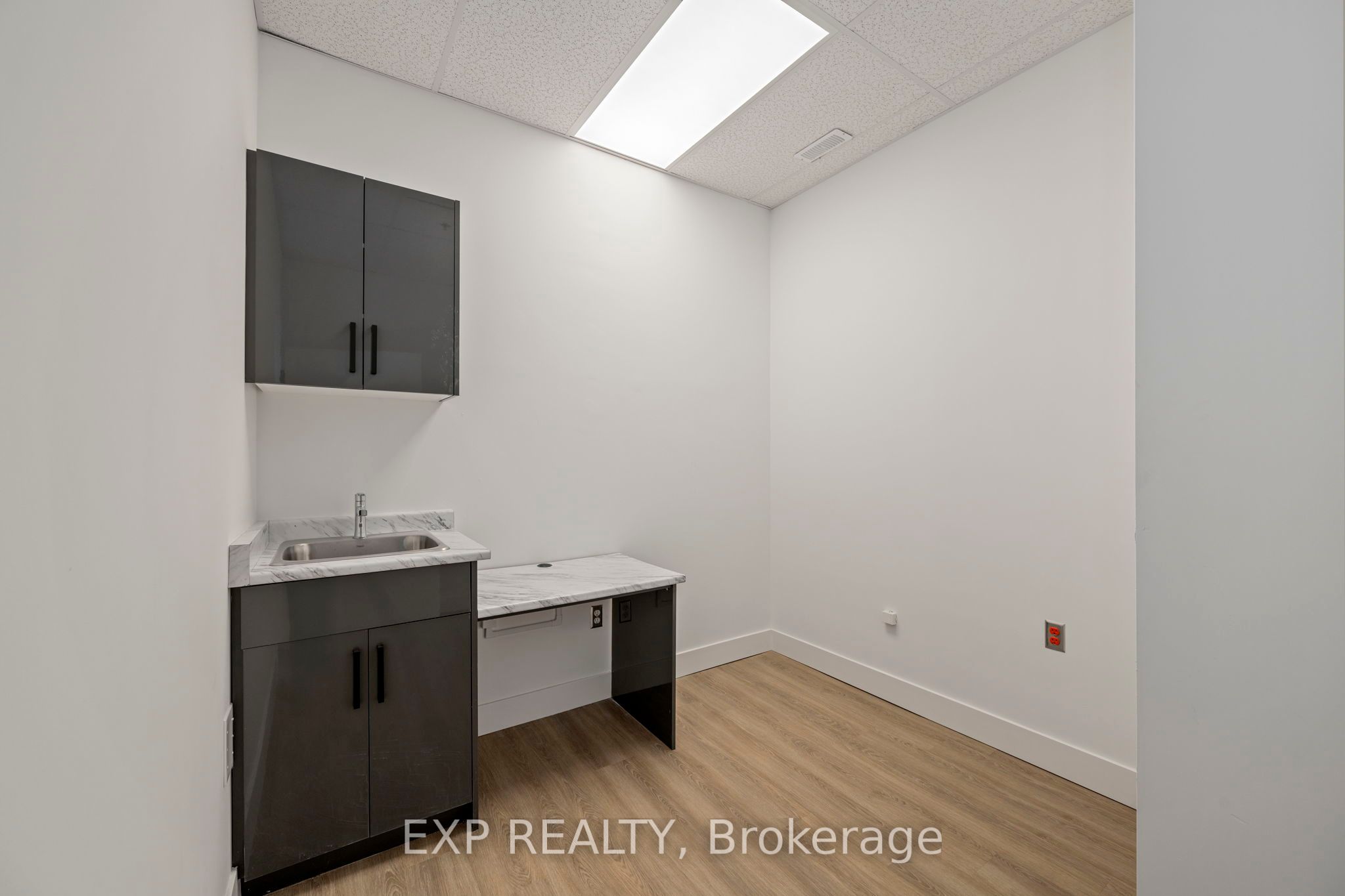 #114 - 101 Cherryhill Boulevard Property Photo 14