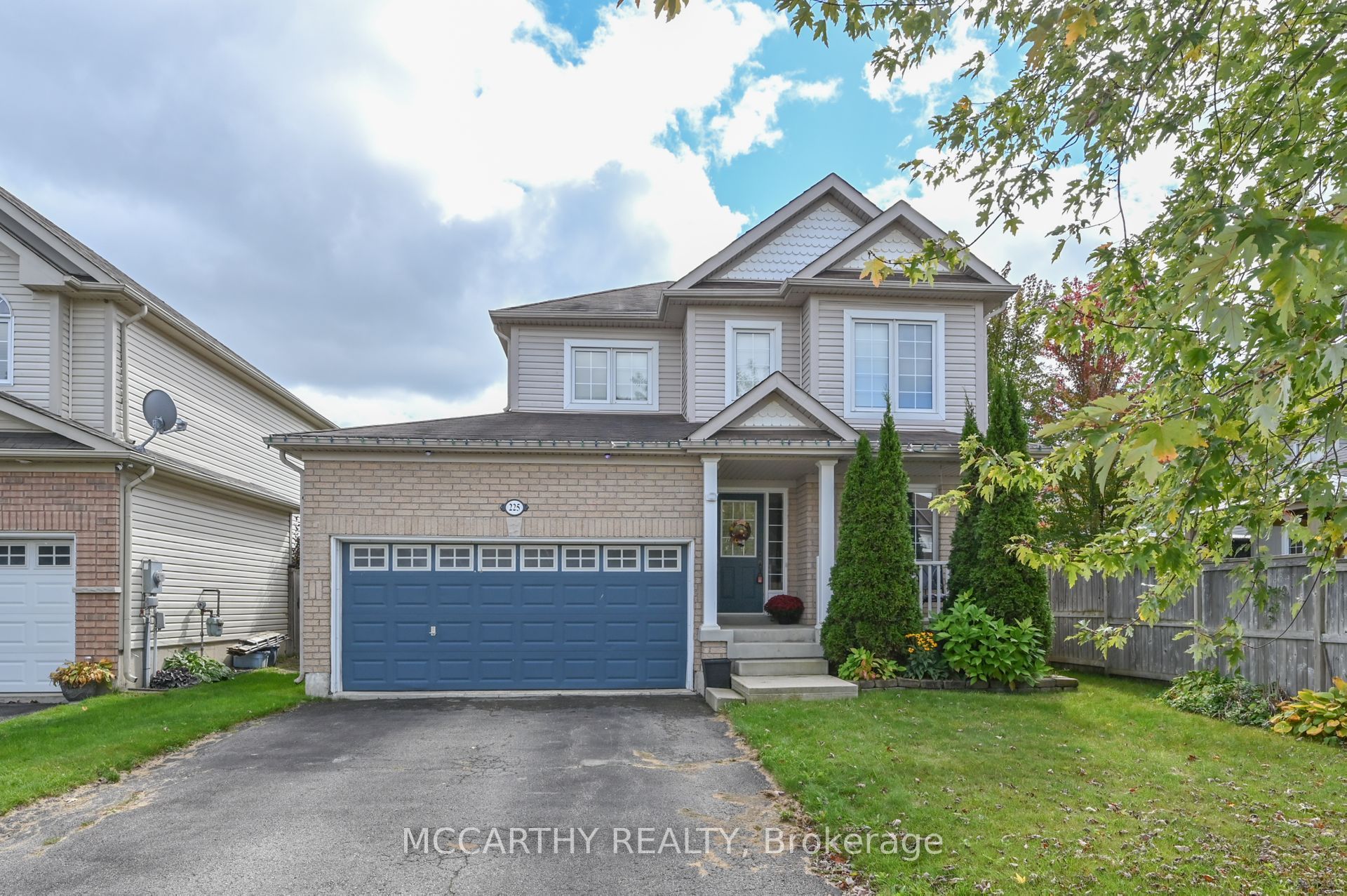 225 Berry Street Property Photo