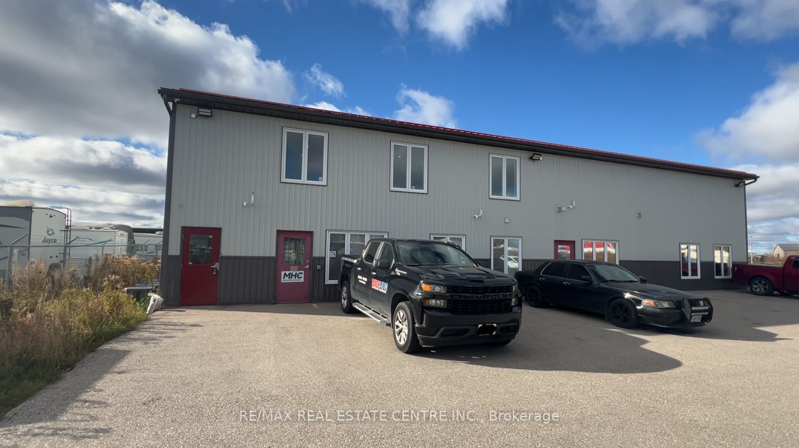 #bc - 770 Glengarry Crescent Property Photo 1