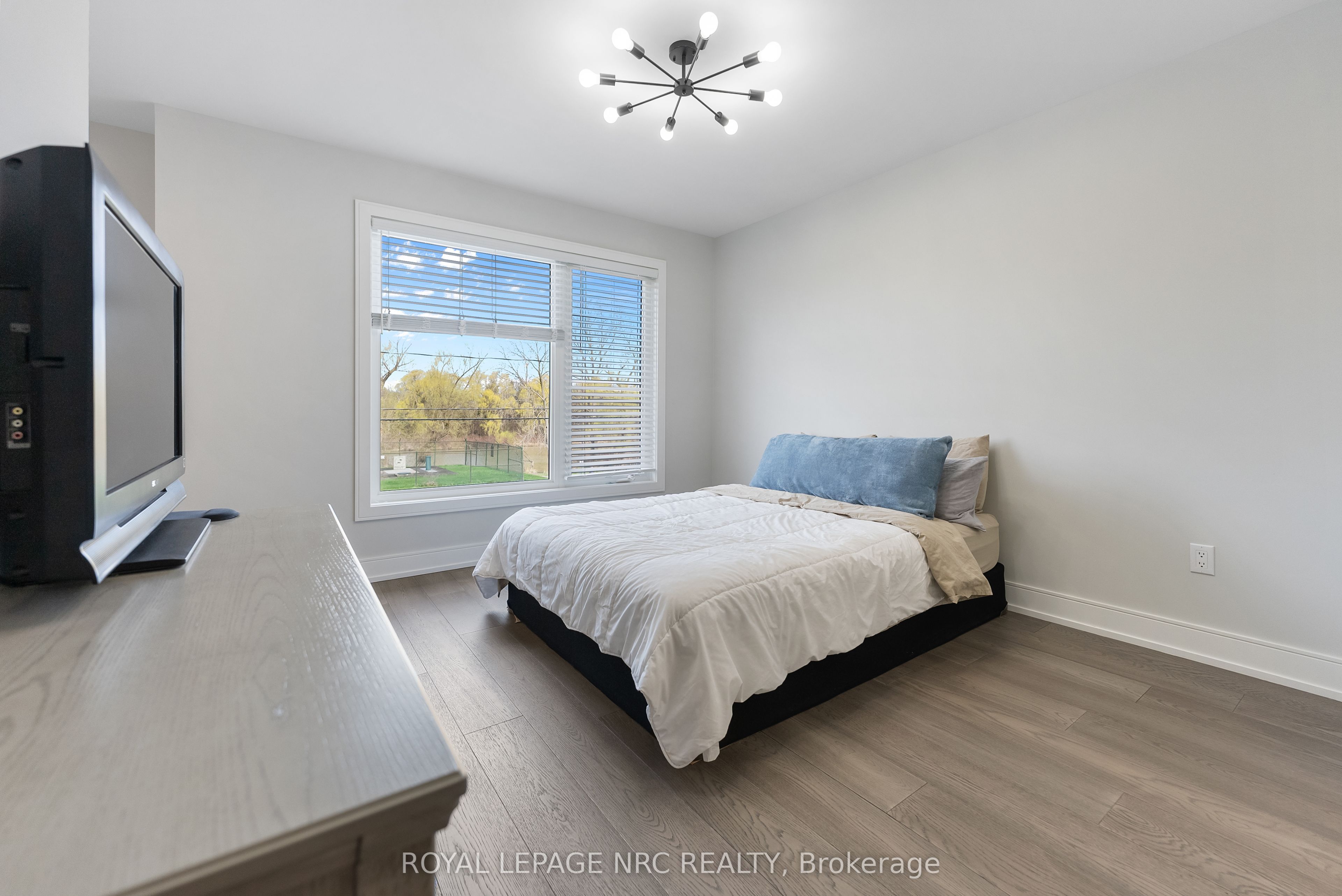318 River Road Property Photo 11