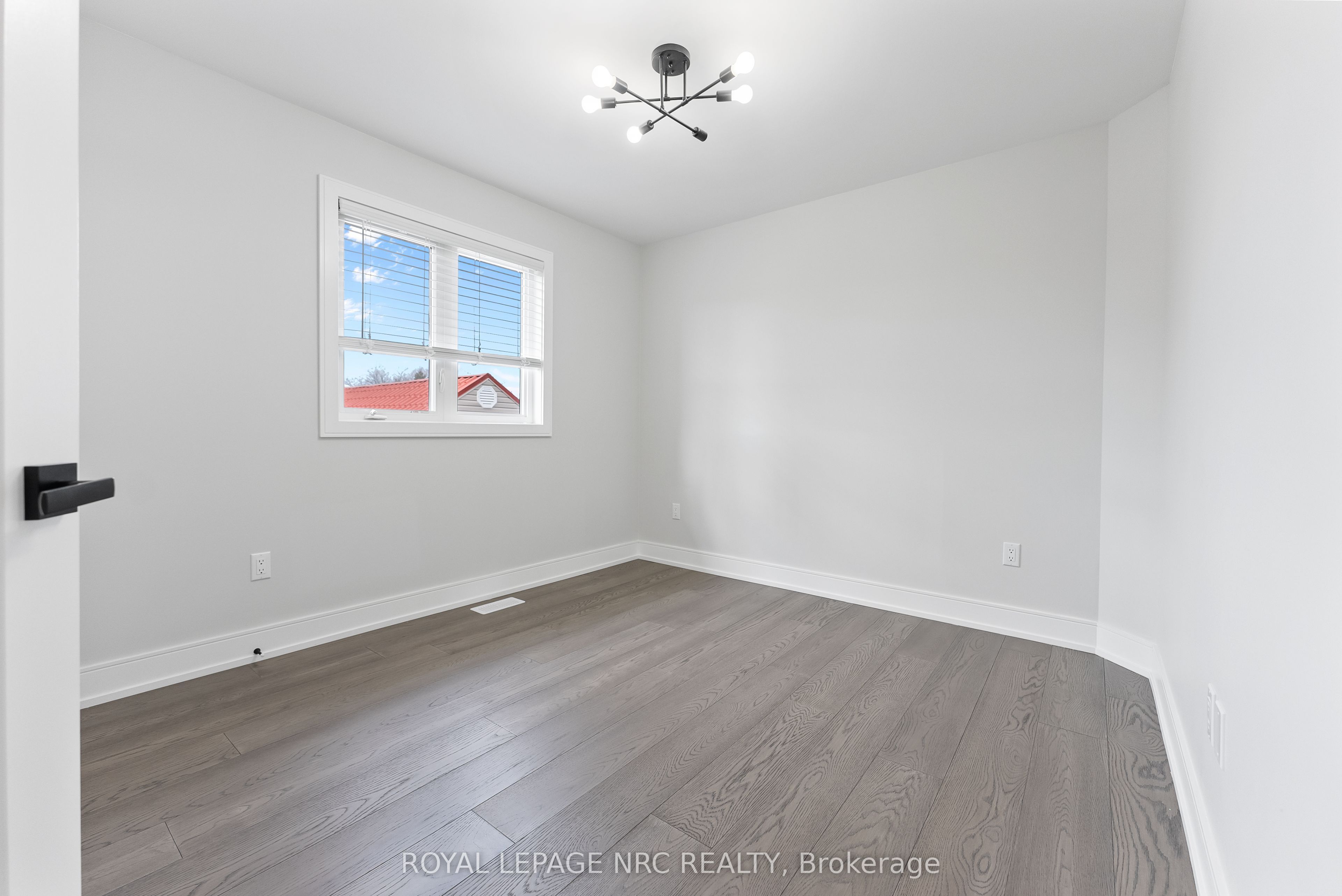 318 River Road Property Photo 17