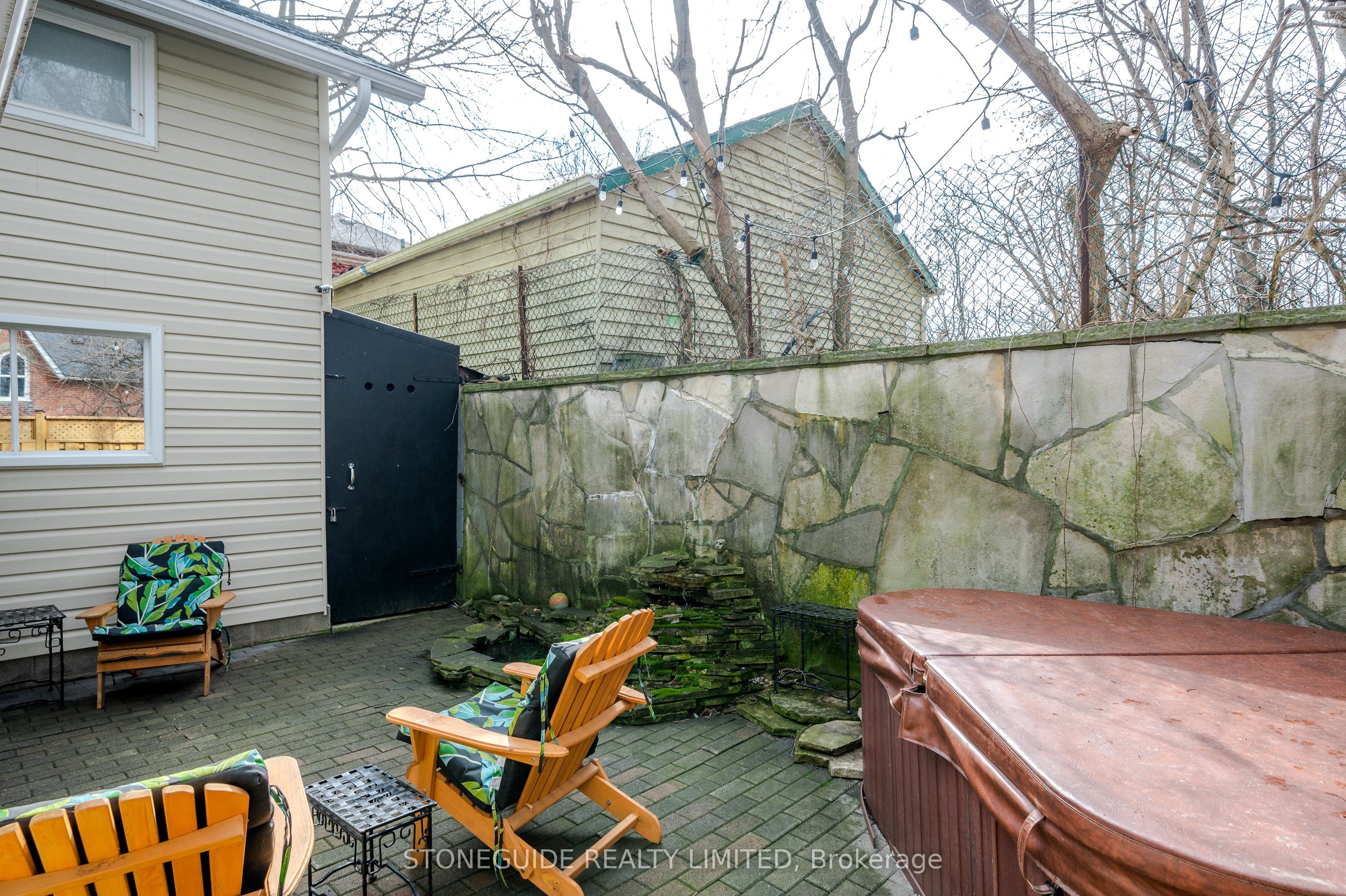 165 Edinburgh Street Property Photo 37