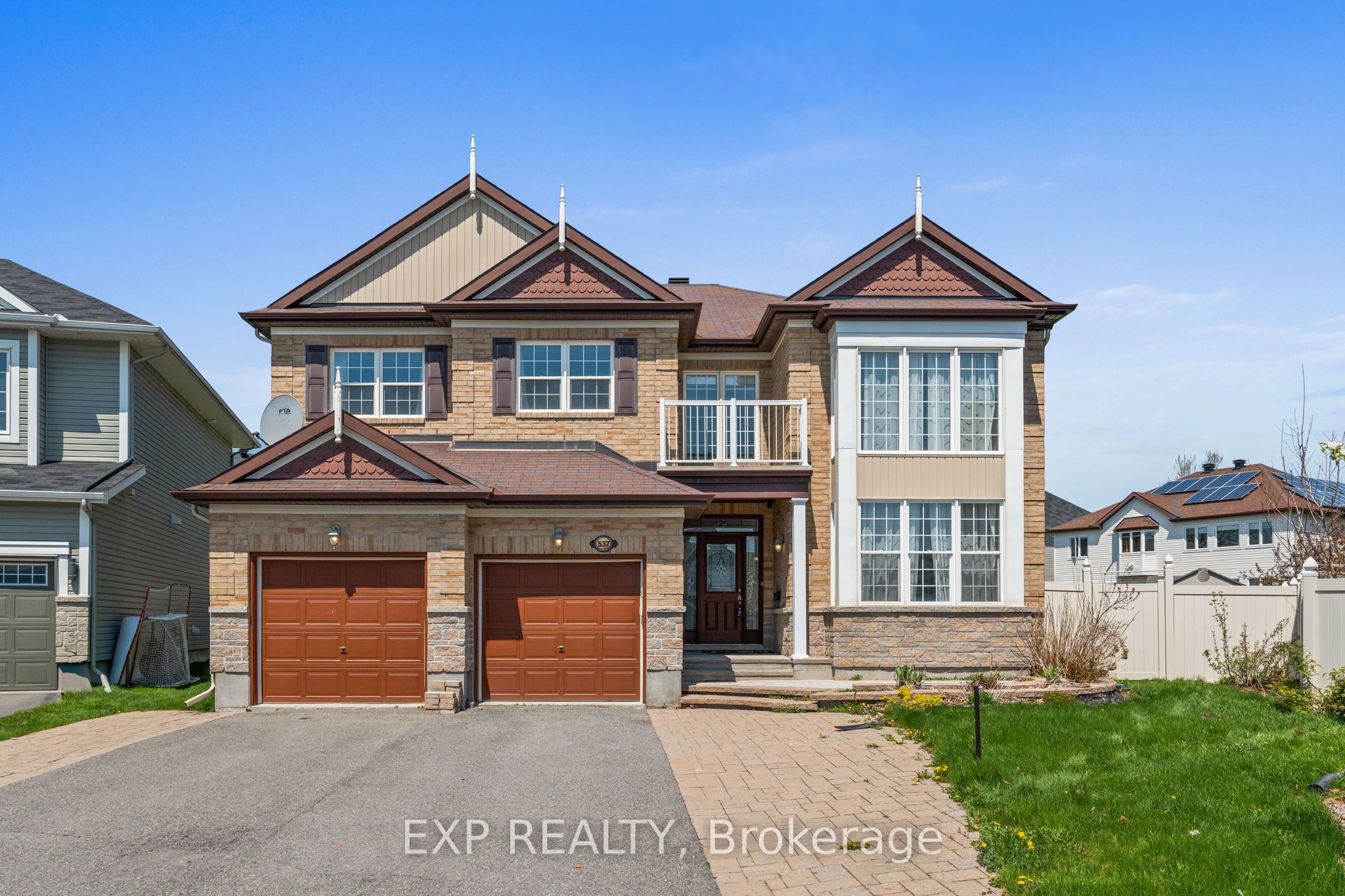 537 Bretby Crescent Property Photo 1