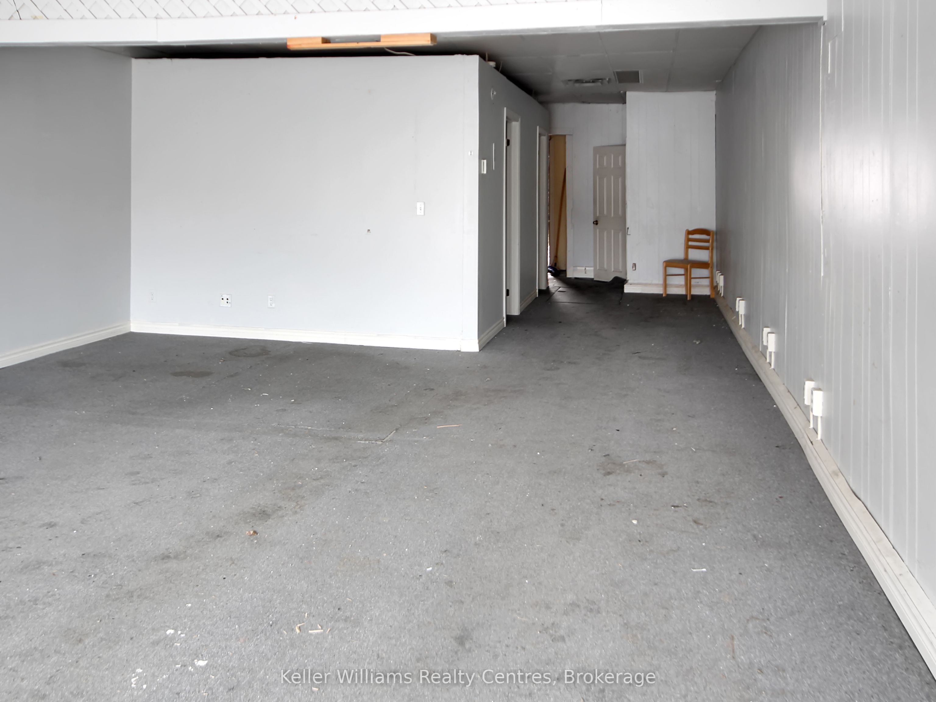 638 Berford Property Photo 11