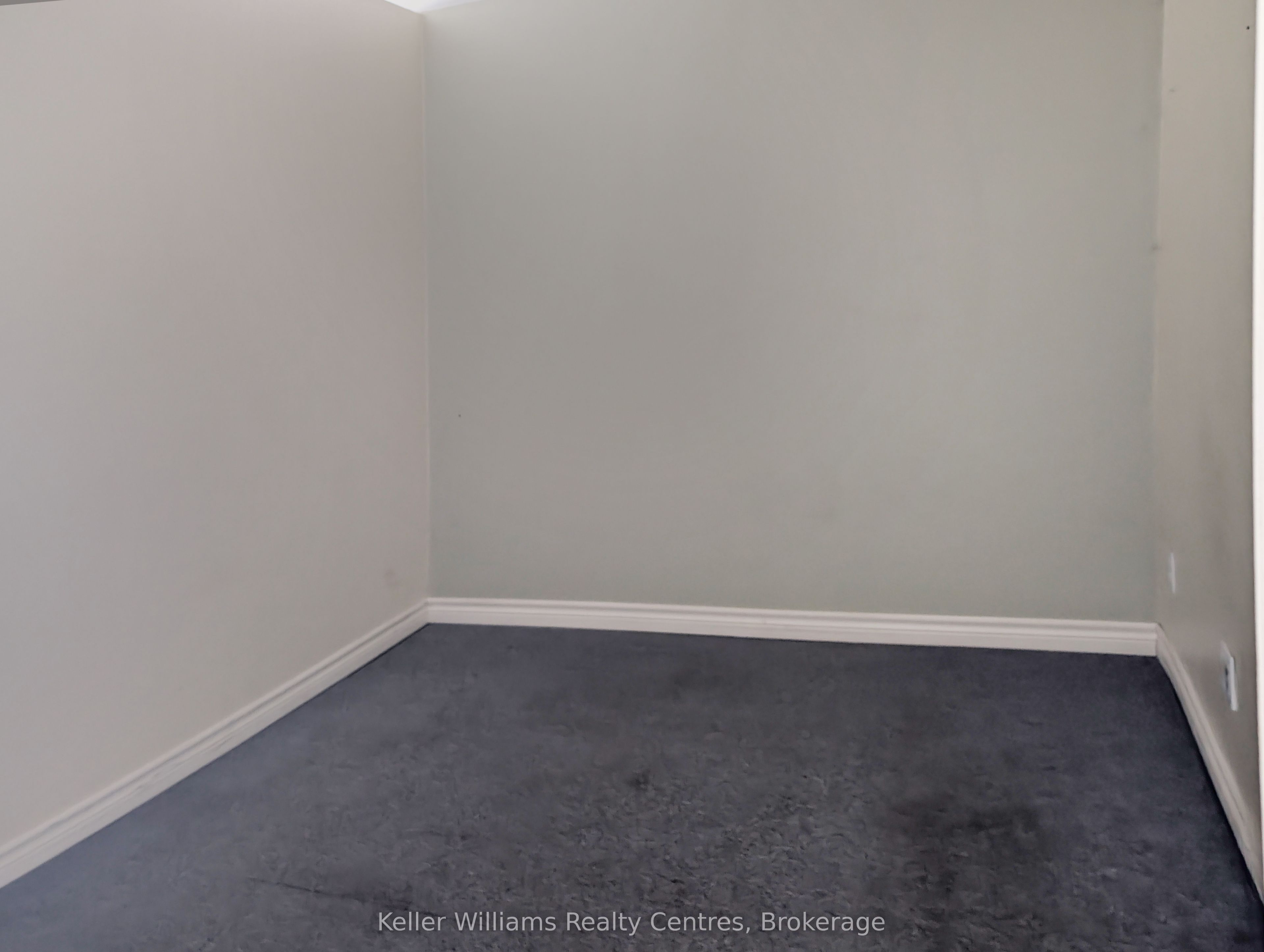 638 Berford Property Photo 13