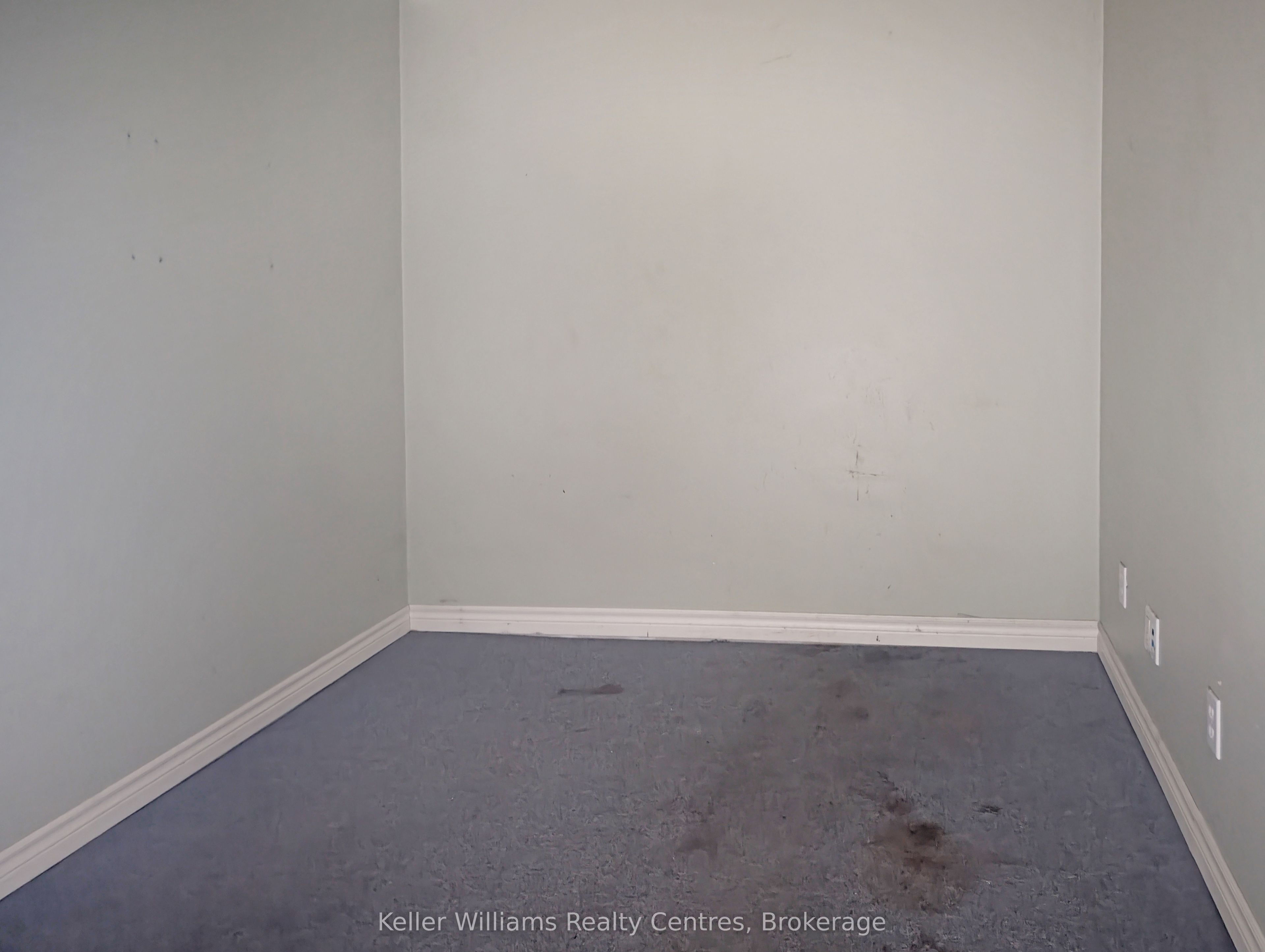 638 Berford Property Photo 15