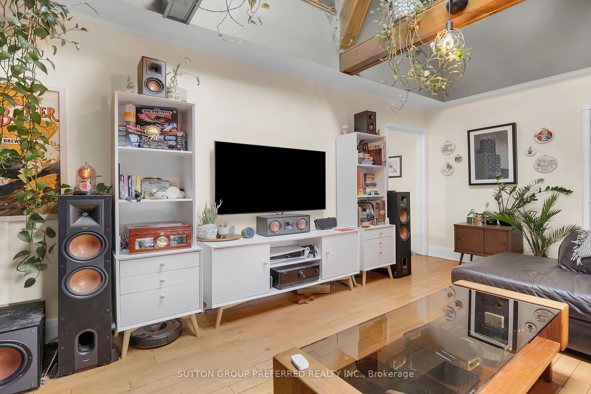 137 Windsor Crescent Property Photo 14