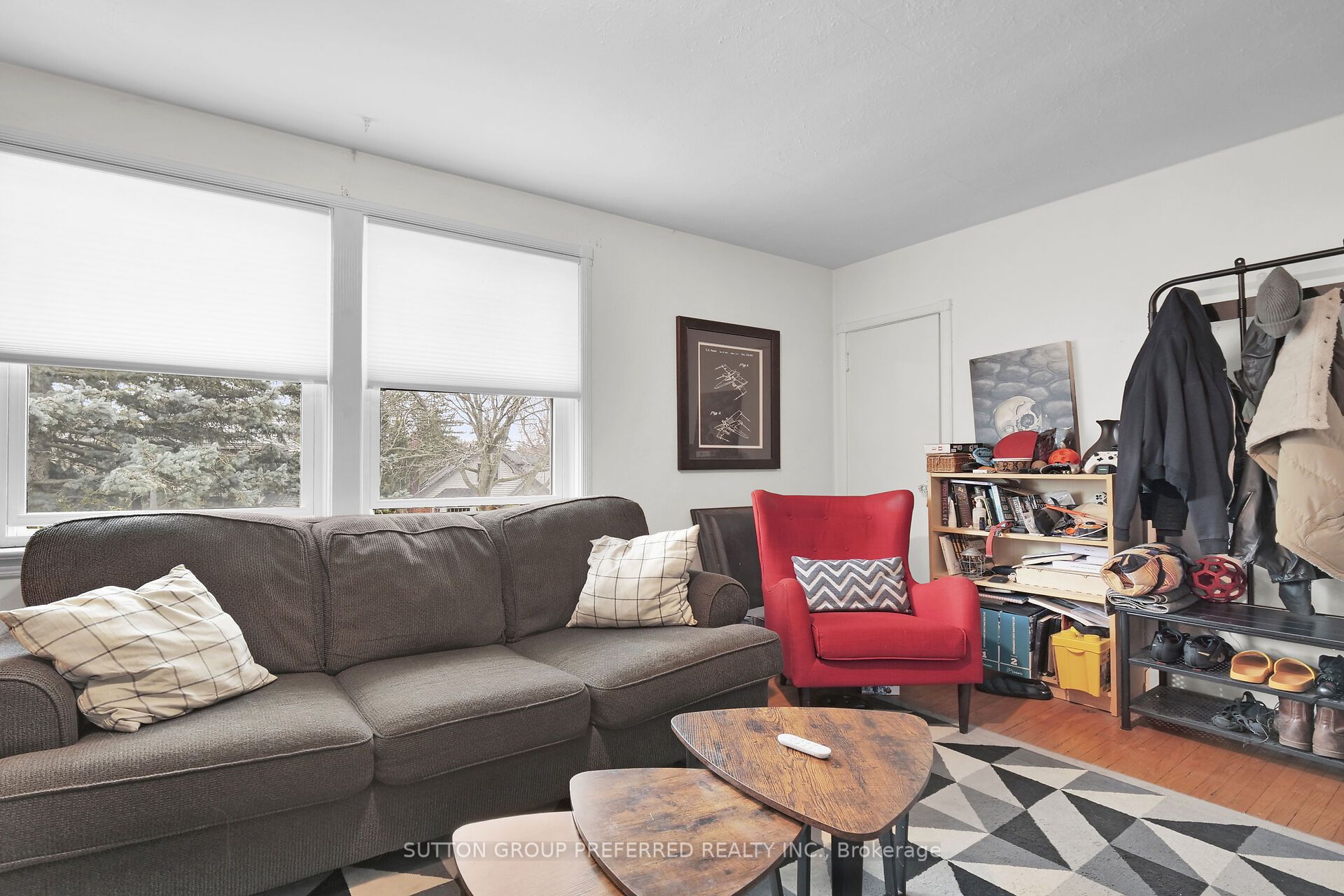 137 Windsor Crescent Property Photo 18