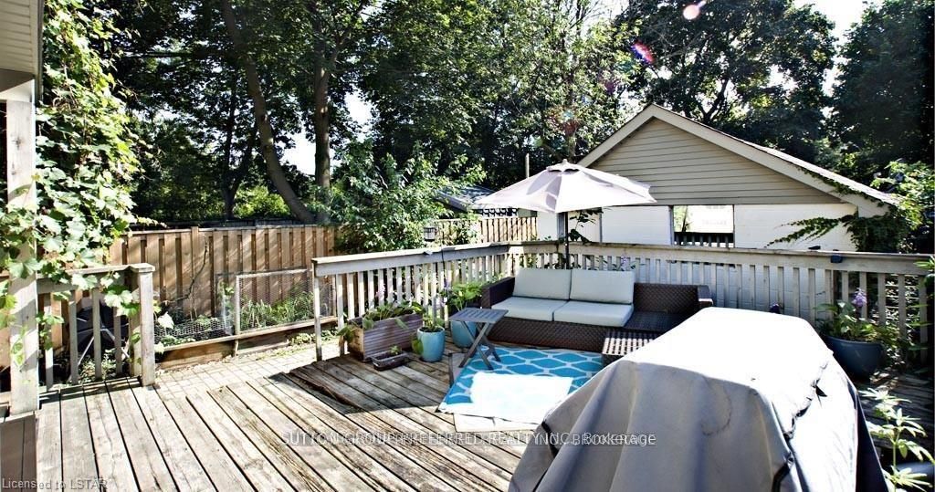 681 Colborne Street Property Photo 15