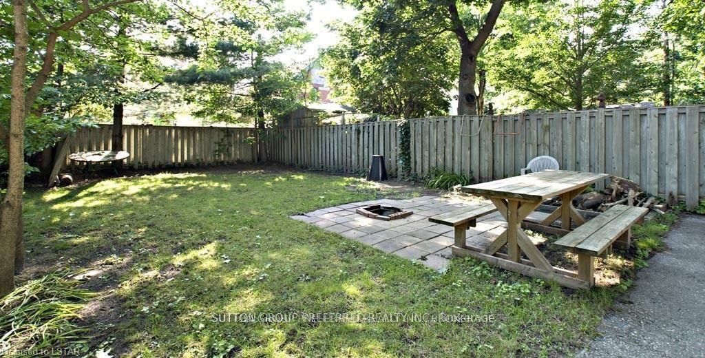 681 Colborne Street Property Photo 17