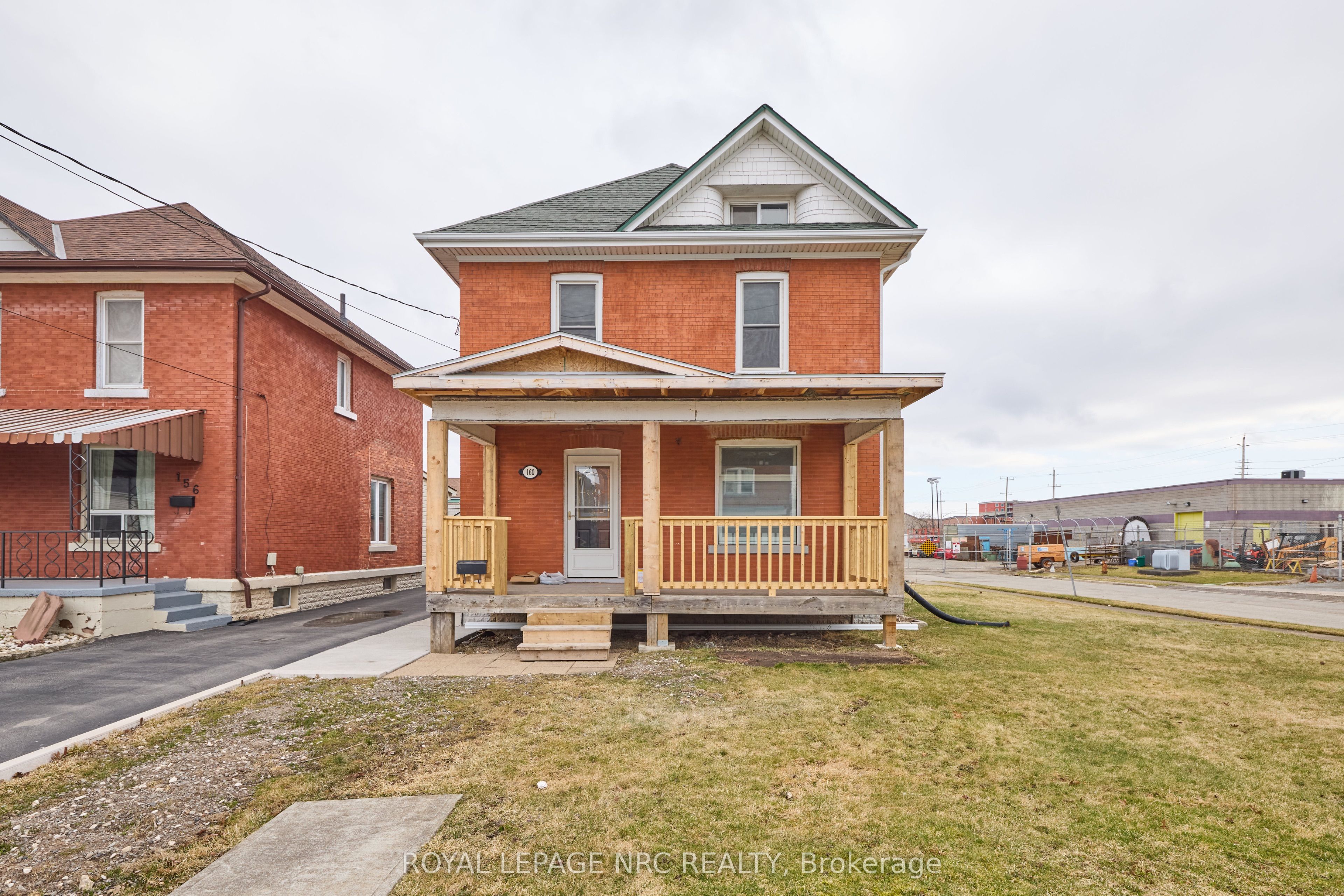 160 Burgar Street Property Photo 1