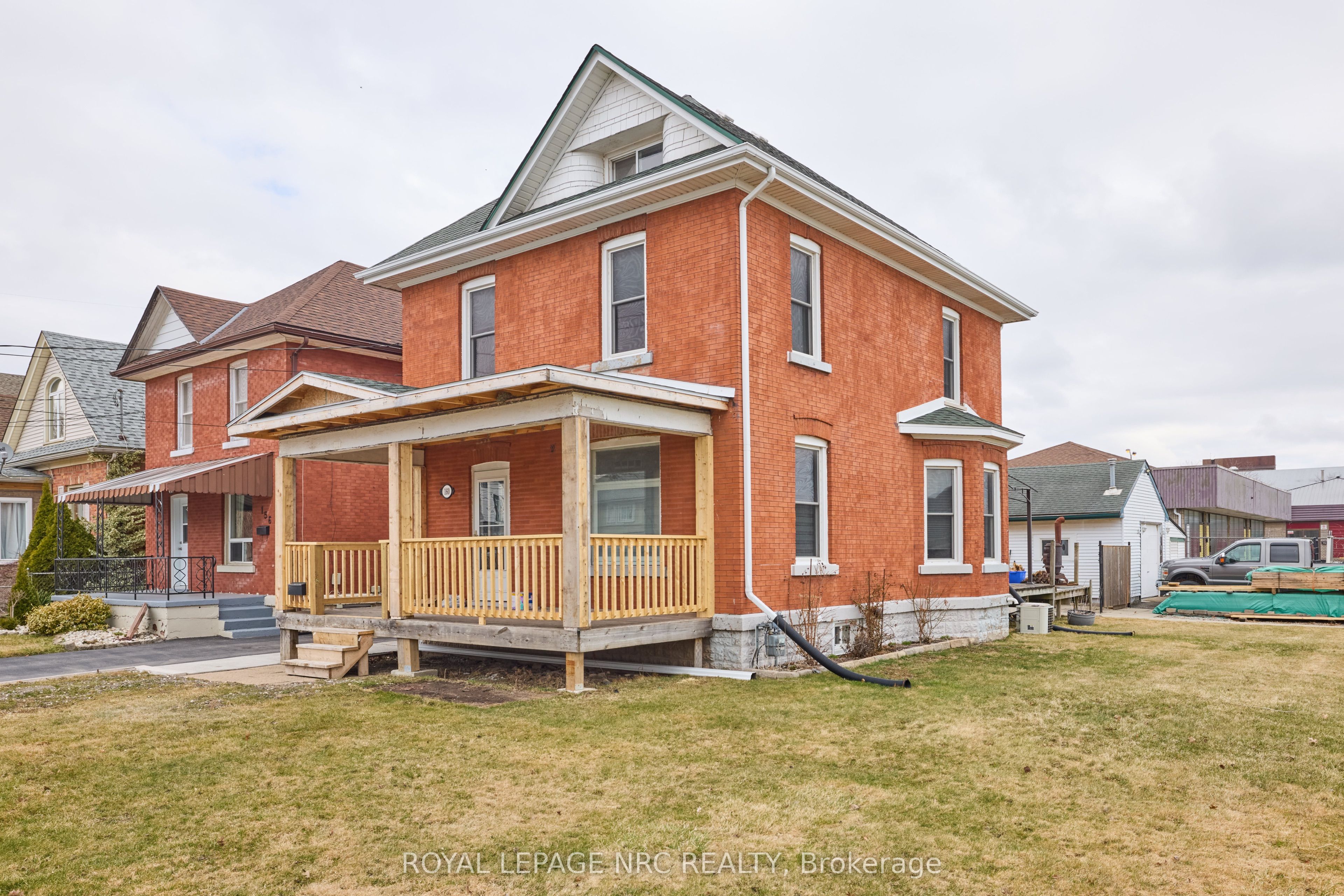 160 Burgar Street Property Photo 3