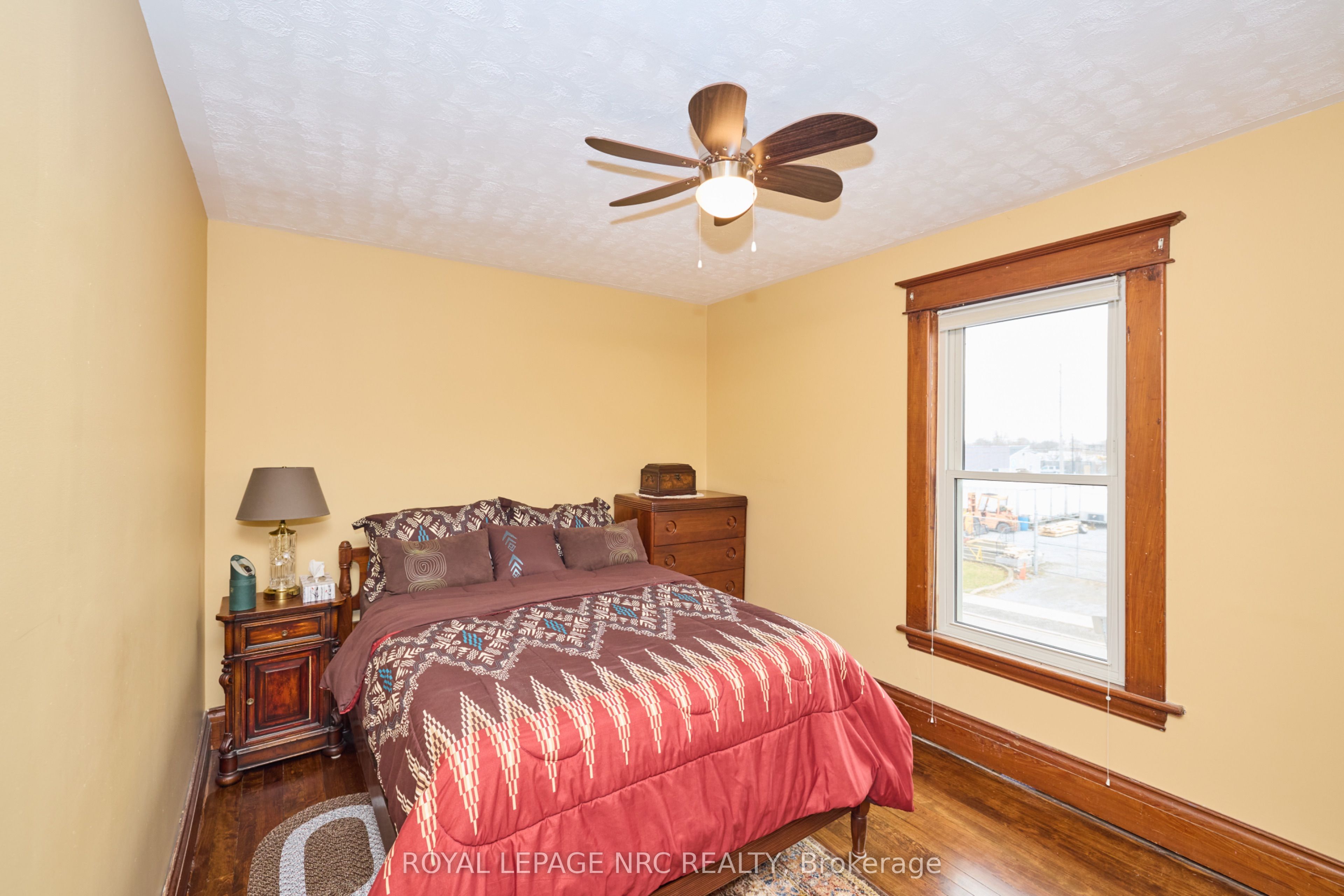 160 Burgar Street Property Photo 23
