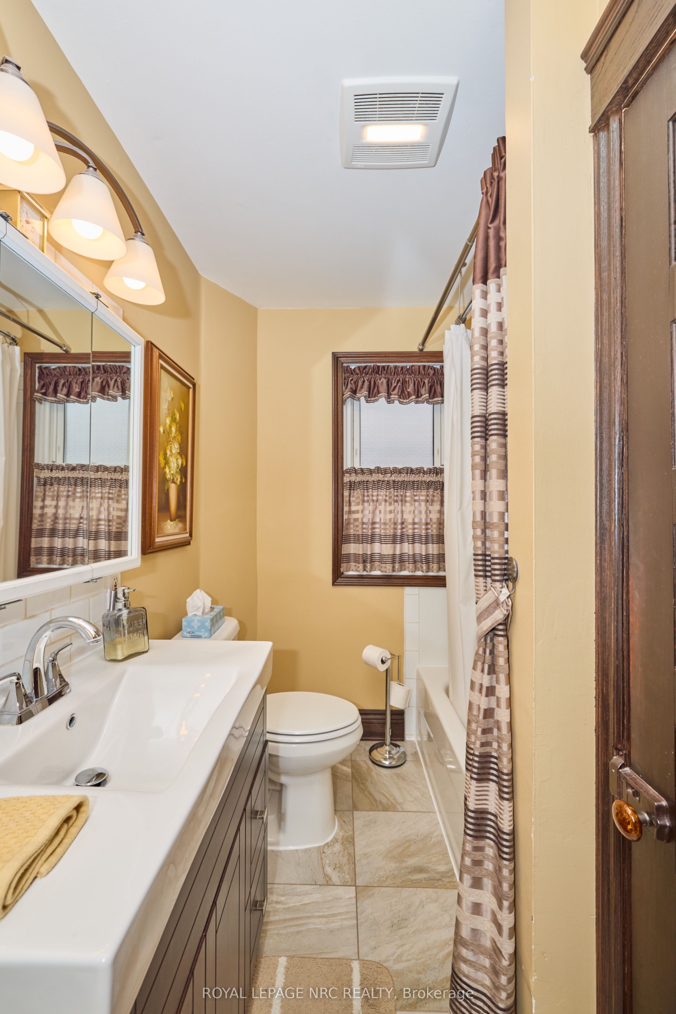 160 Burgar Street Property Photo 27