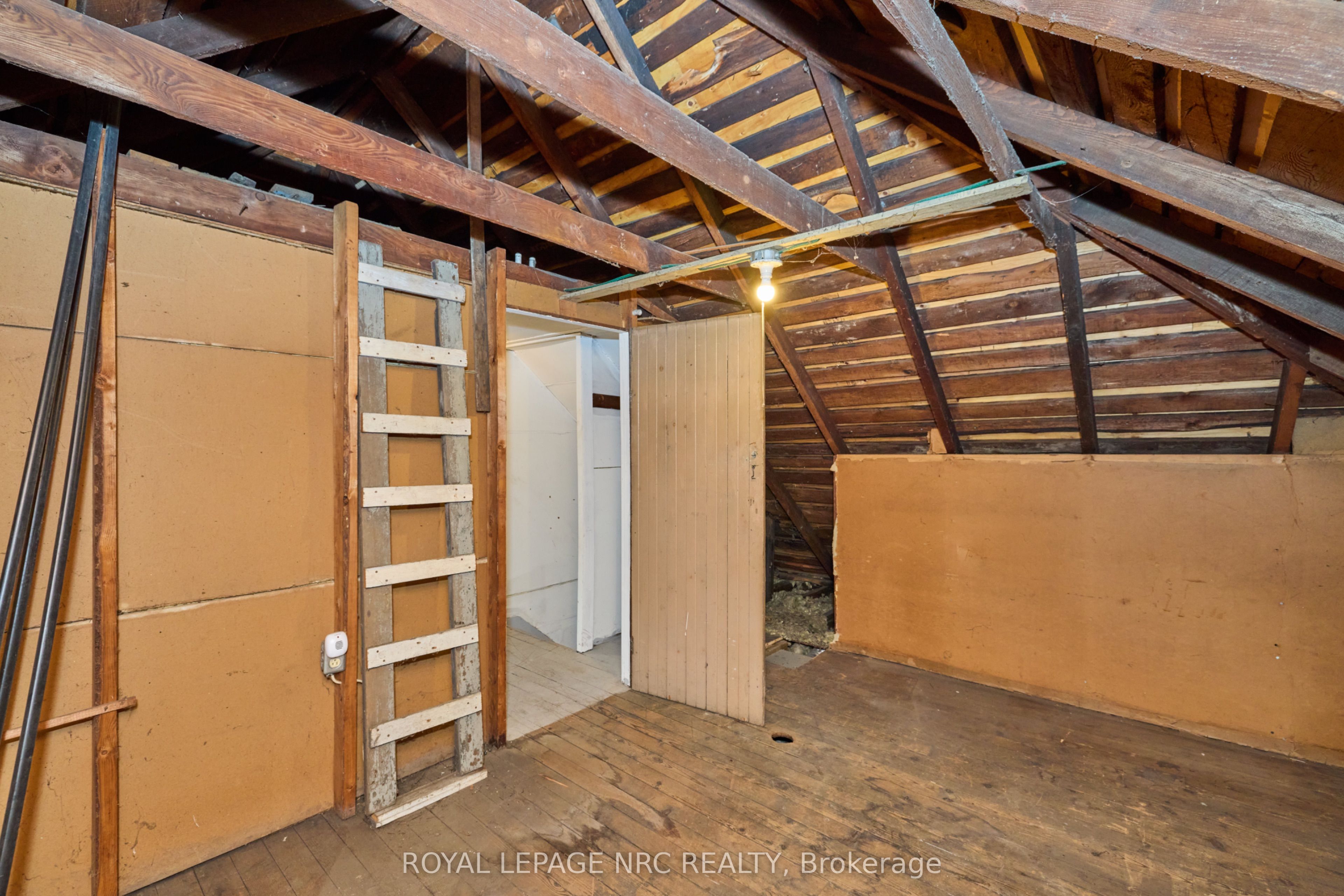 160 Burgar Street Property Photo 30
