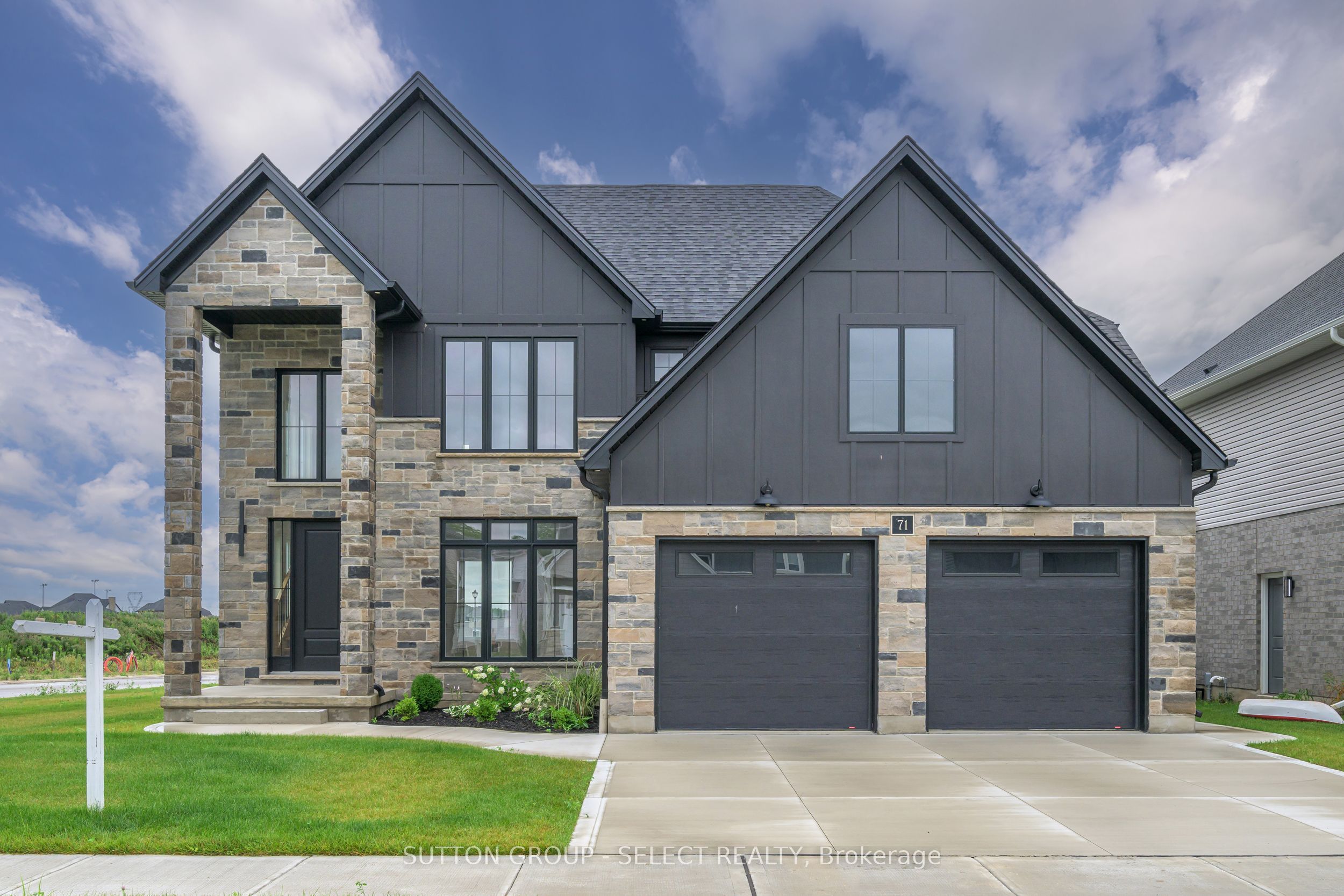 Elgin County Real Estate Listings Main Image
