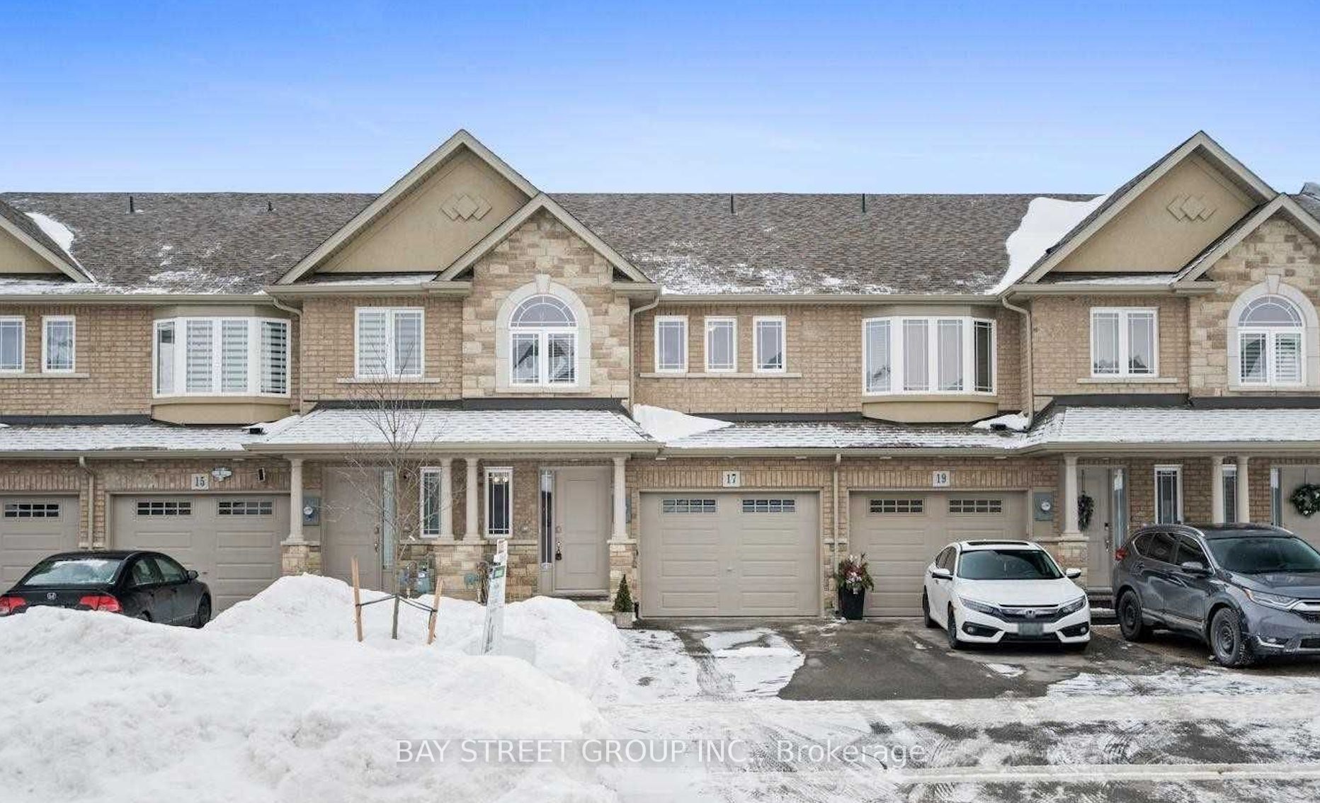 17 Bethune Ave Property Photo