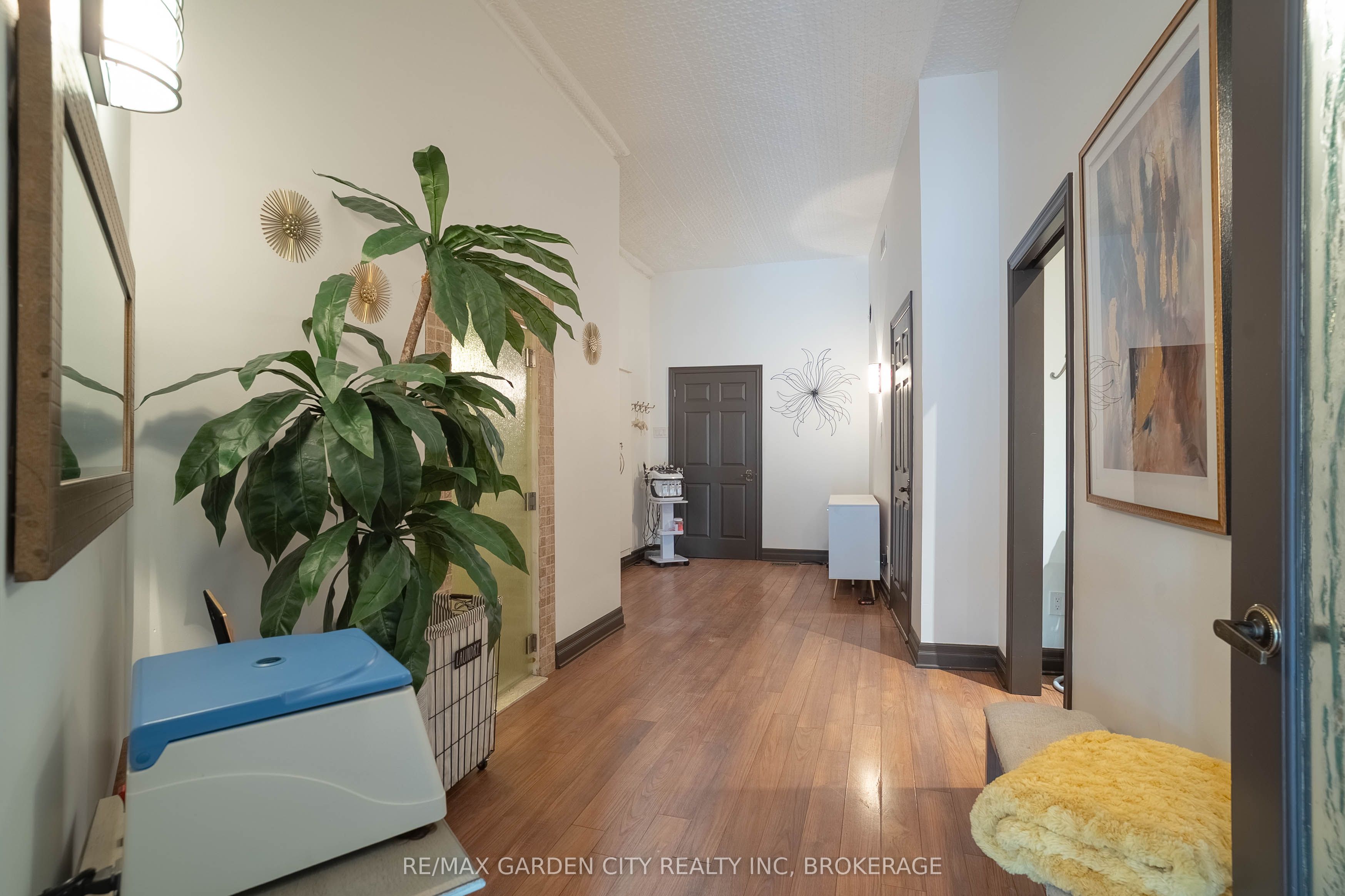 20 St. Paul Street Property Photo 13