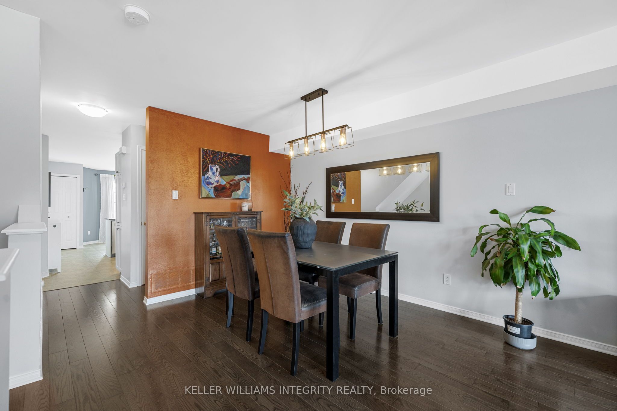 856 Longfields Drive Property Photo 11