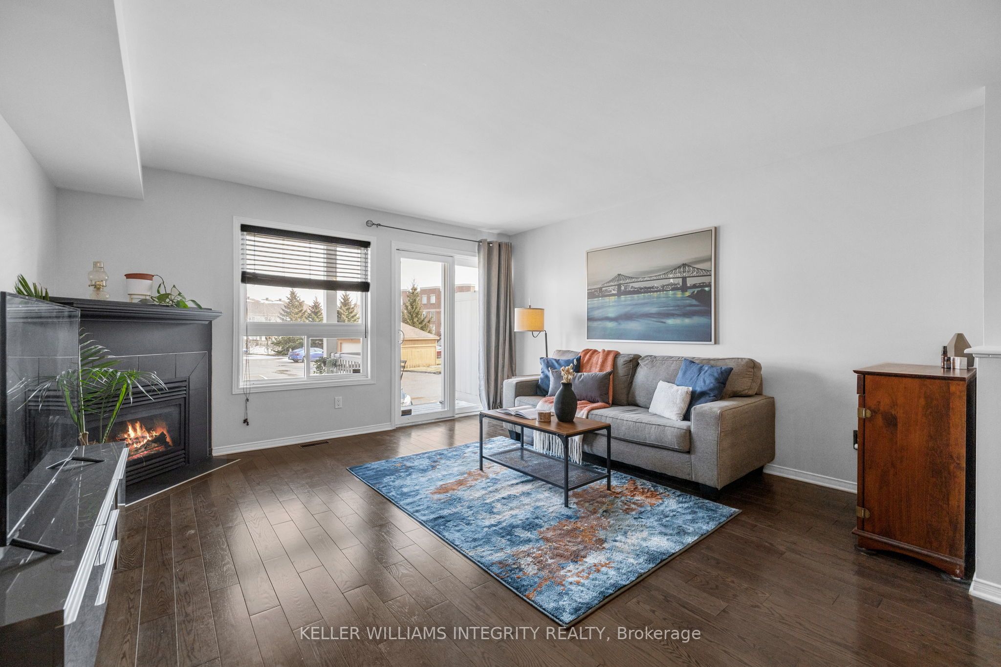 856 Longfields Drive Property Photo 12
