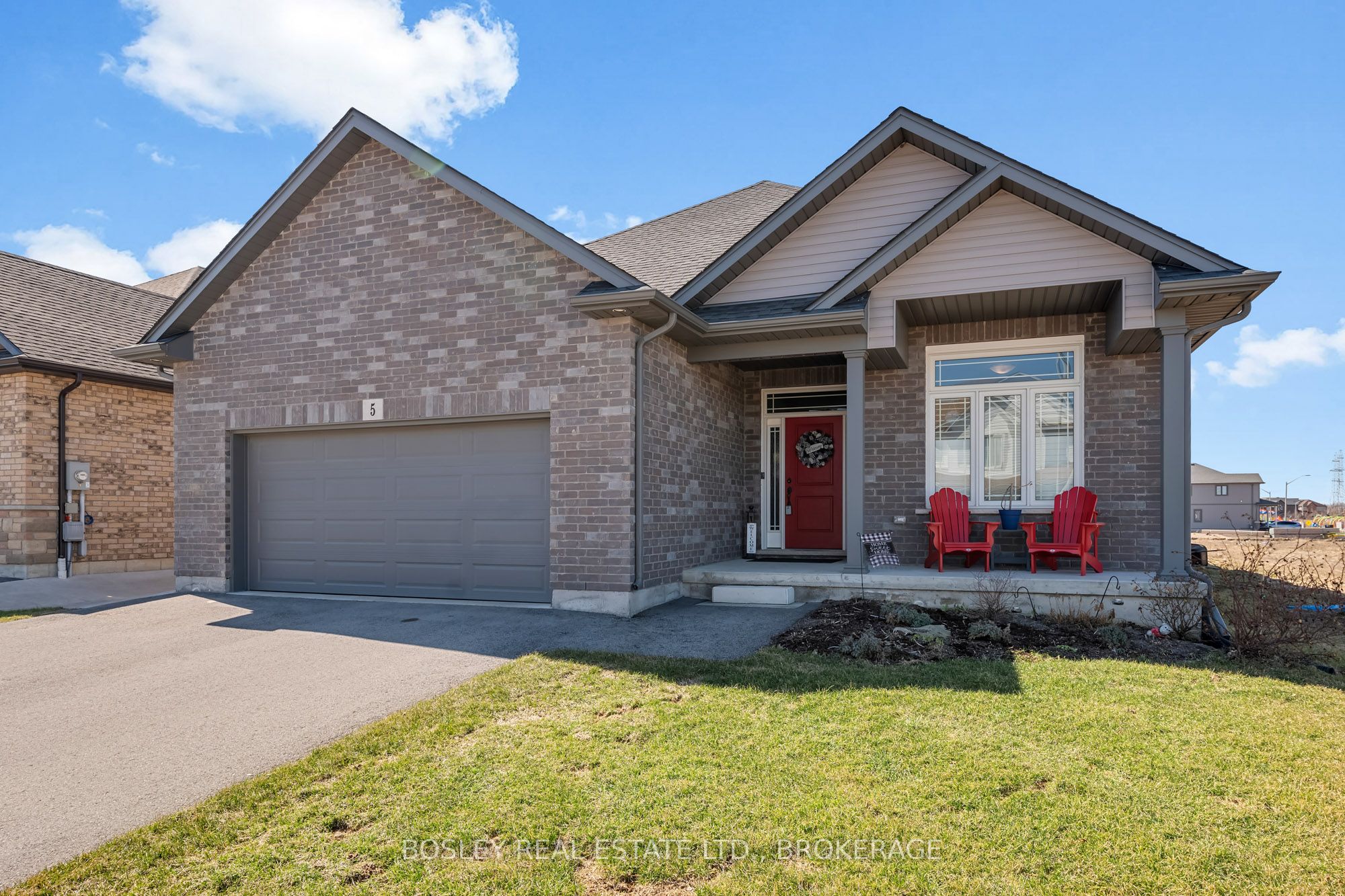 5 Cinnamon St Property Photo