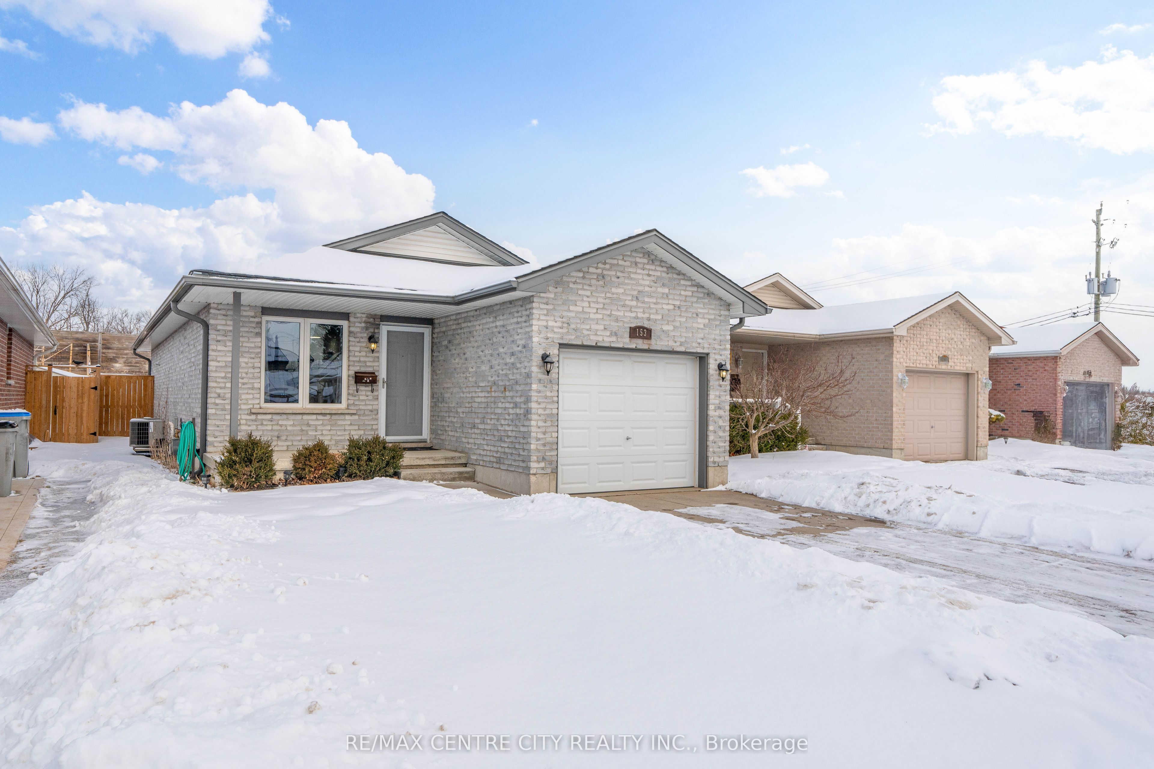 153 Maitland St Property Photo