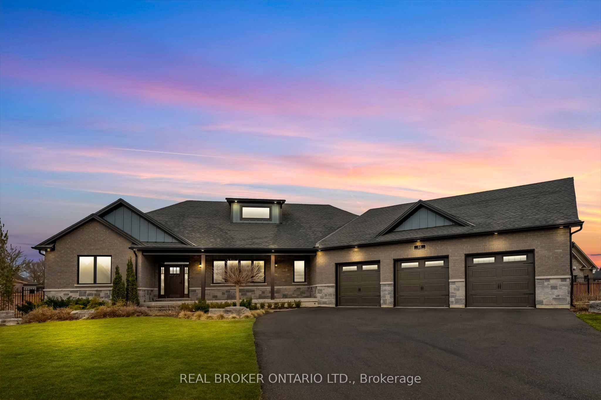 66 August Crescent Property Photo 2