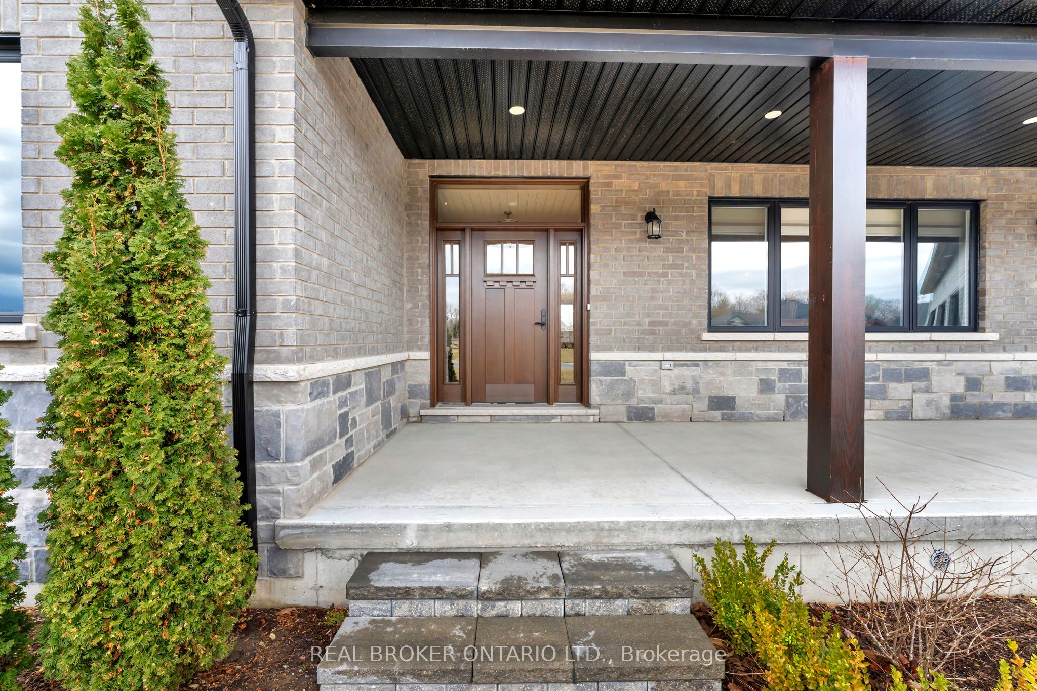 66 August Crescent Property Photo 3