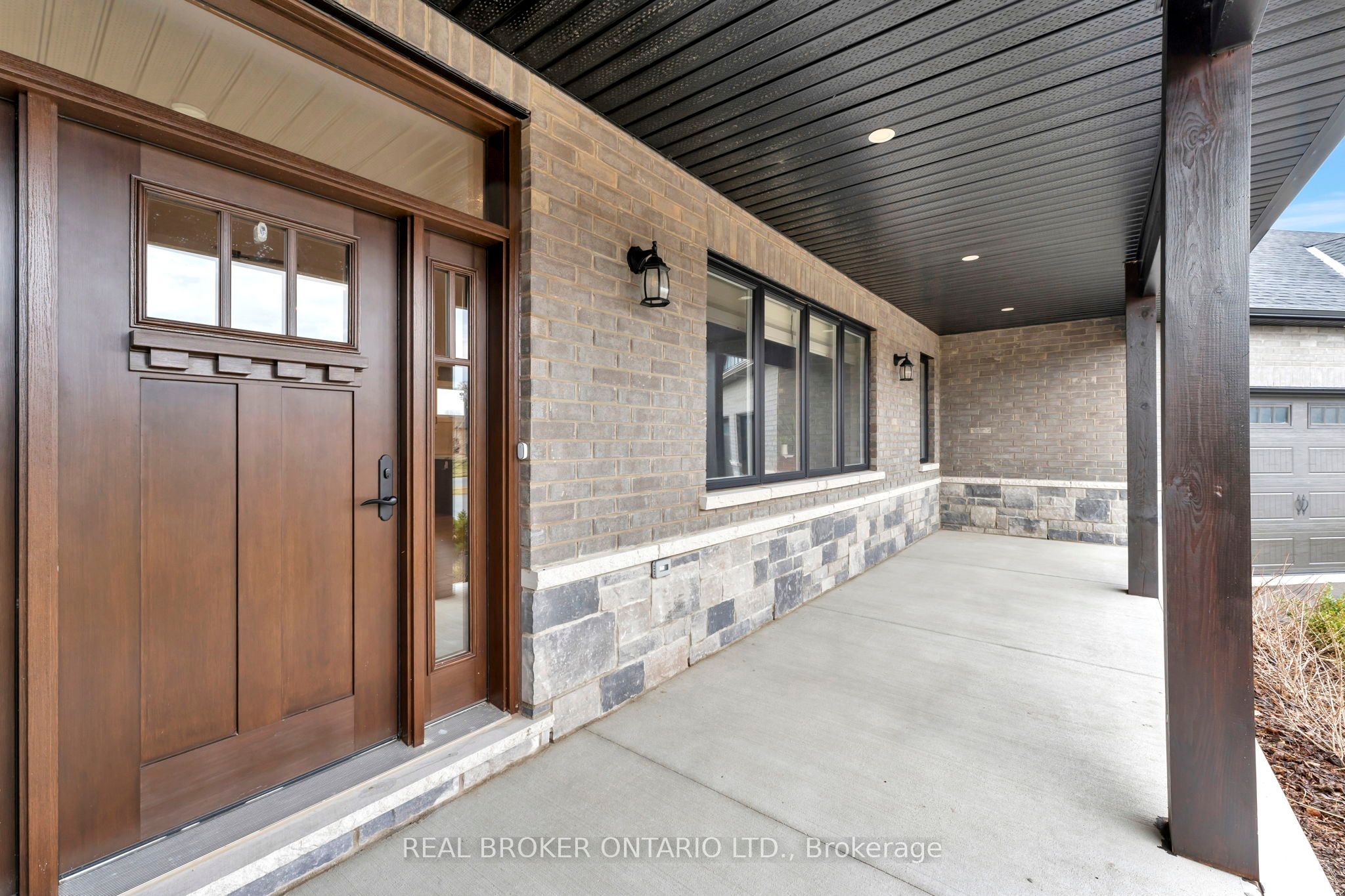 66 August Crescent Property Photo 4