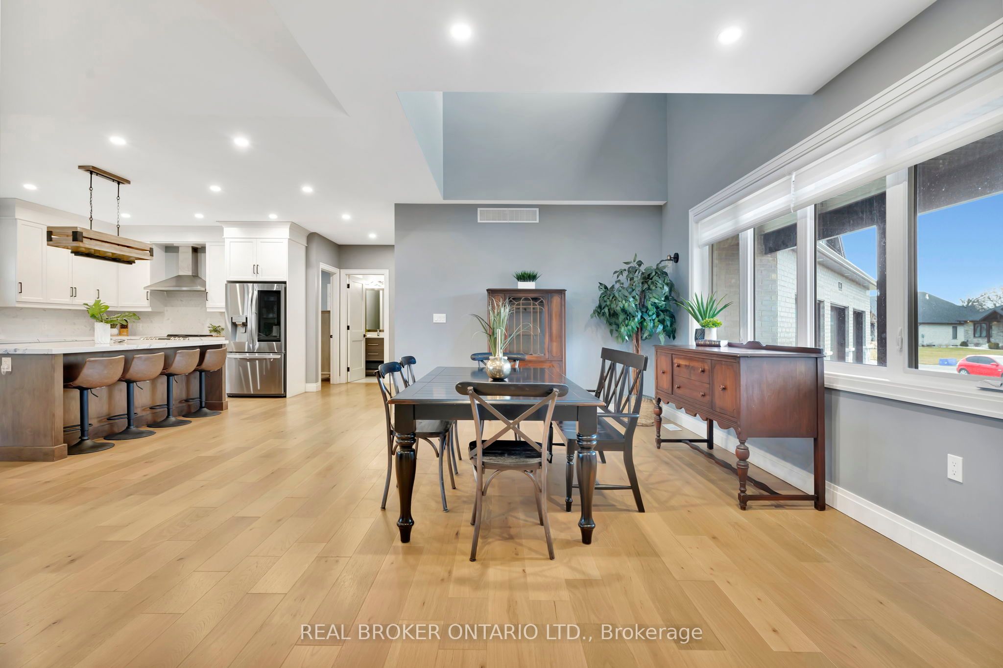 66 August Crescent Property Photo 8