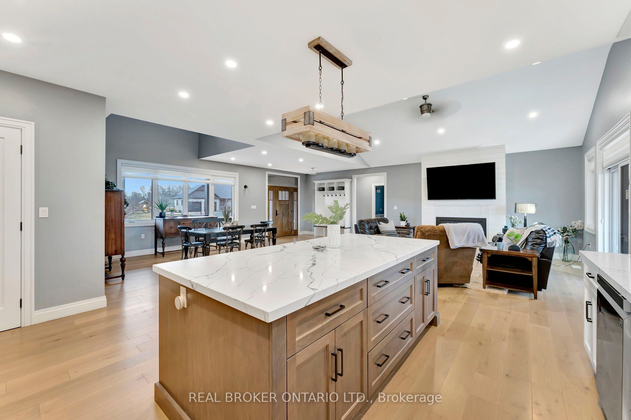 66 August Crescent Property Photo 15