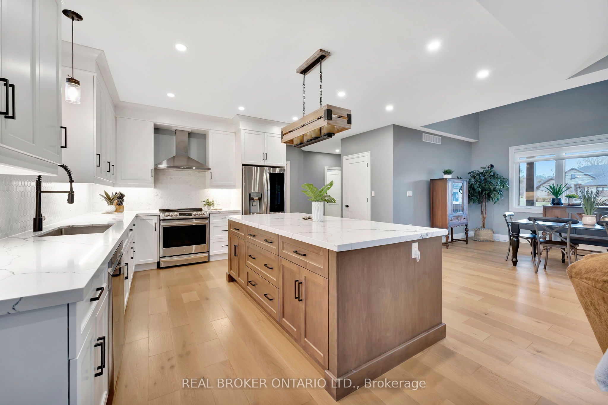 66 August Crescent Property Photo 18