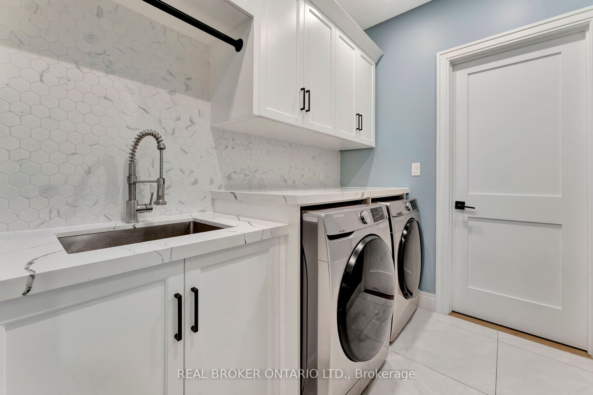 66 August Crescent Property Photo 34