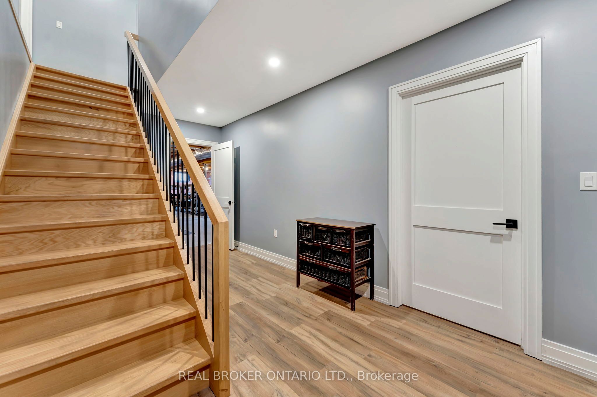 66 August Crescent Property Photo 37