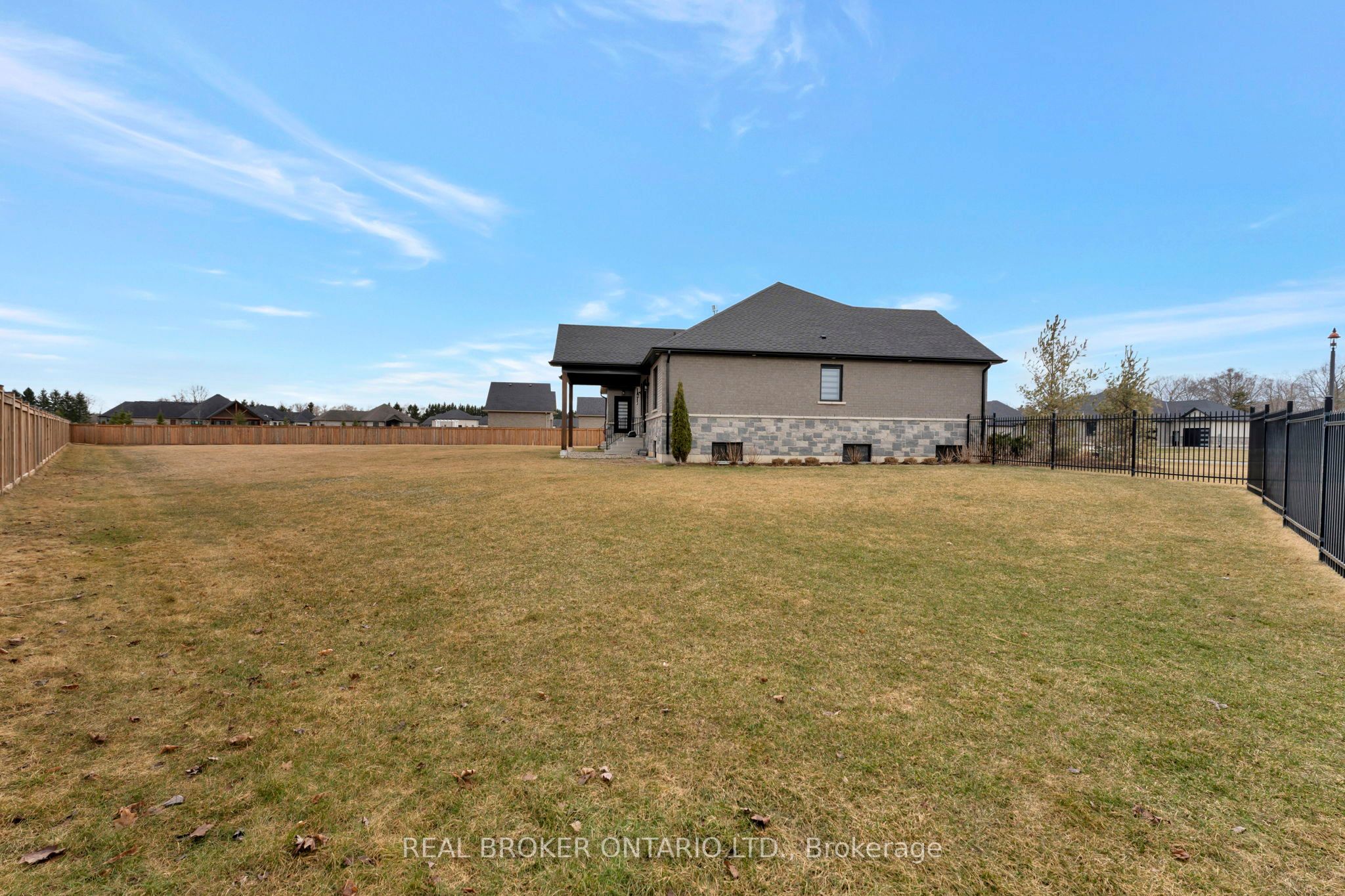 66 August Crescent Property Photo 41