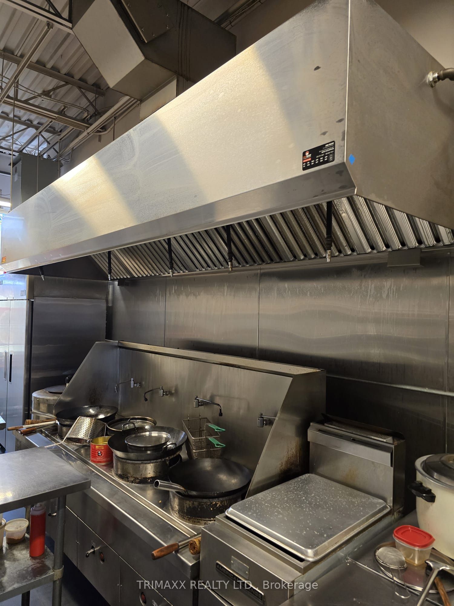 #e 104 - 4195 King Street Property Photo 14