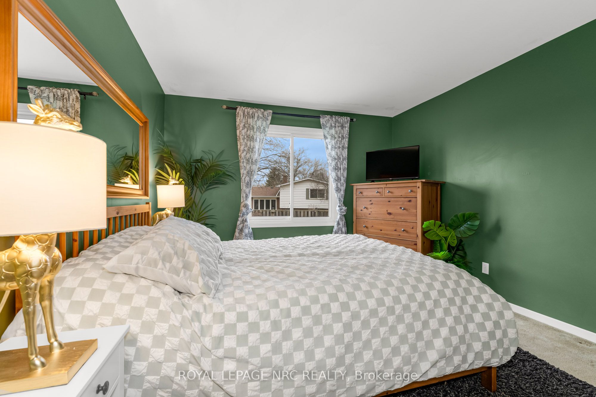 3 Pyramid Place Property Photo 15