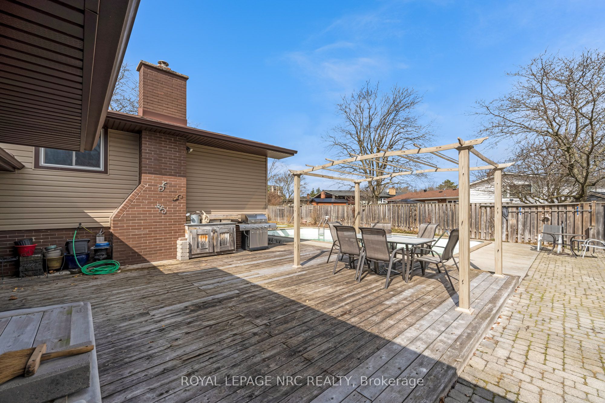 3 Pyramid Place Property Photo 35