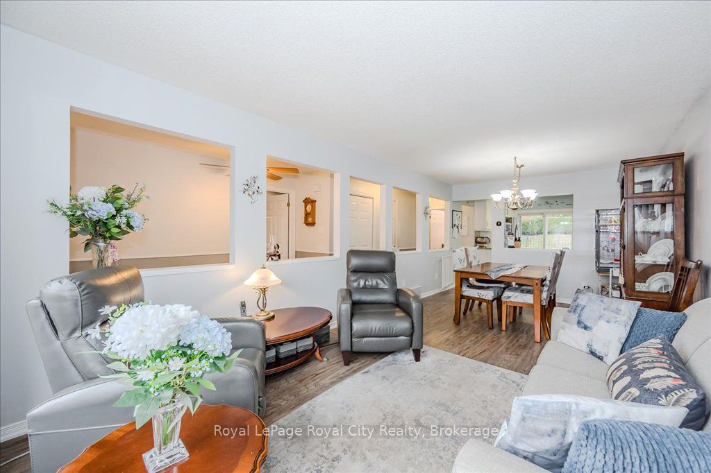 392 Imperial Road Property Photo 9