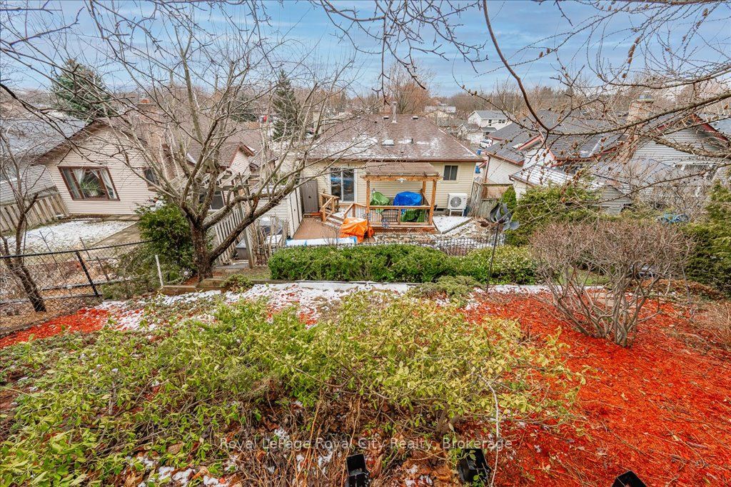 392 Imperial Road Property Photo 34