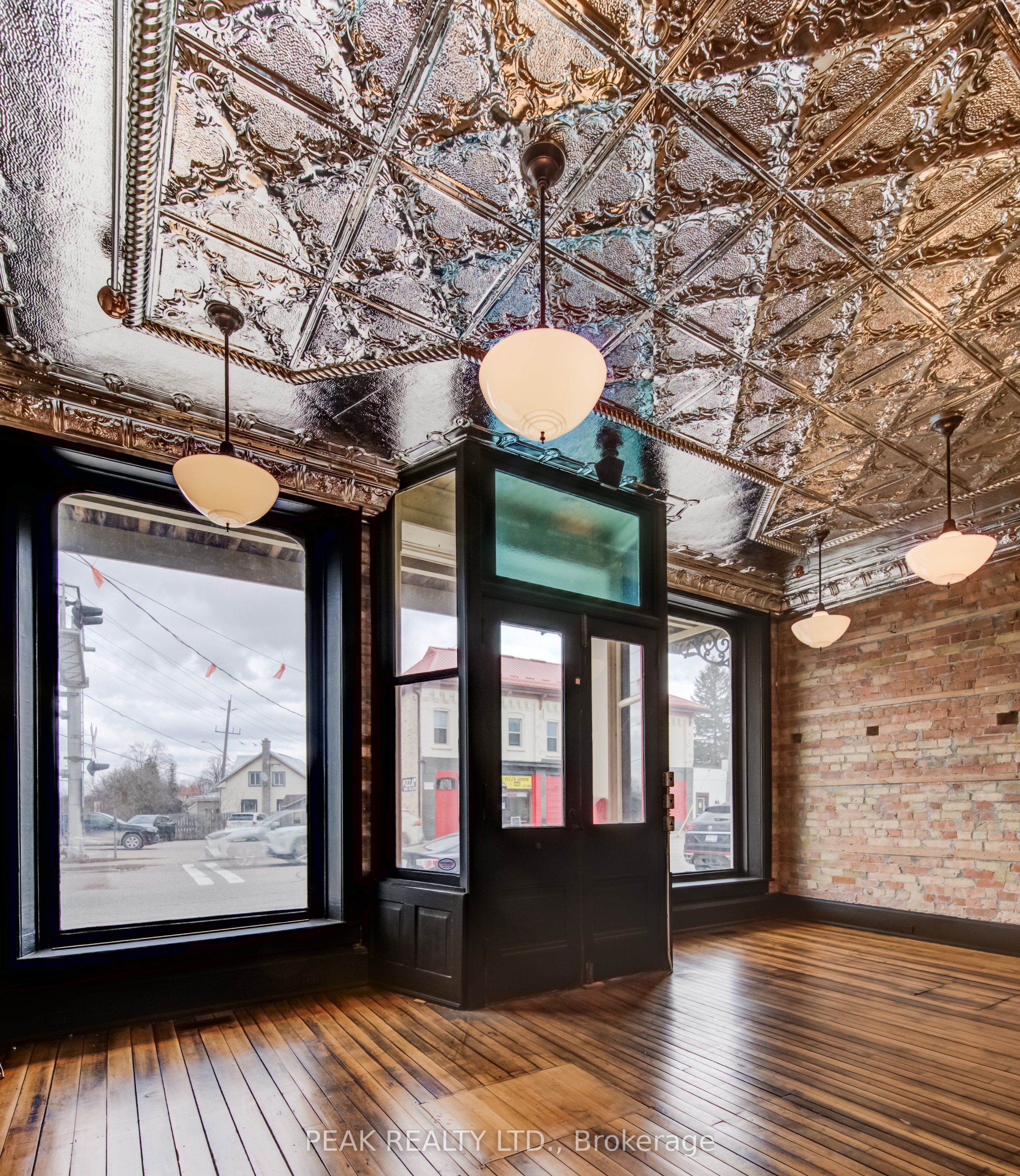 8 Foundry Street Property Photo 3