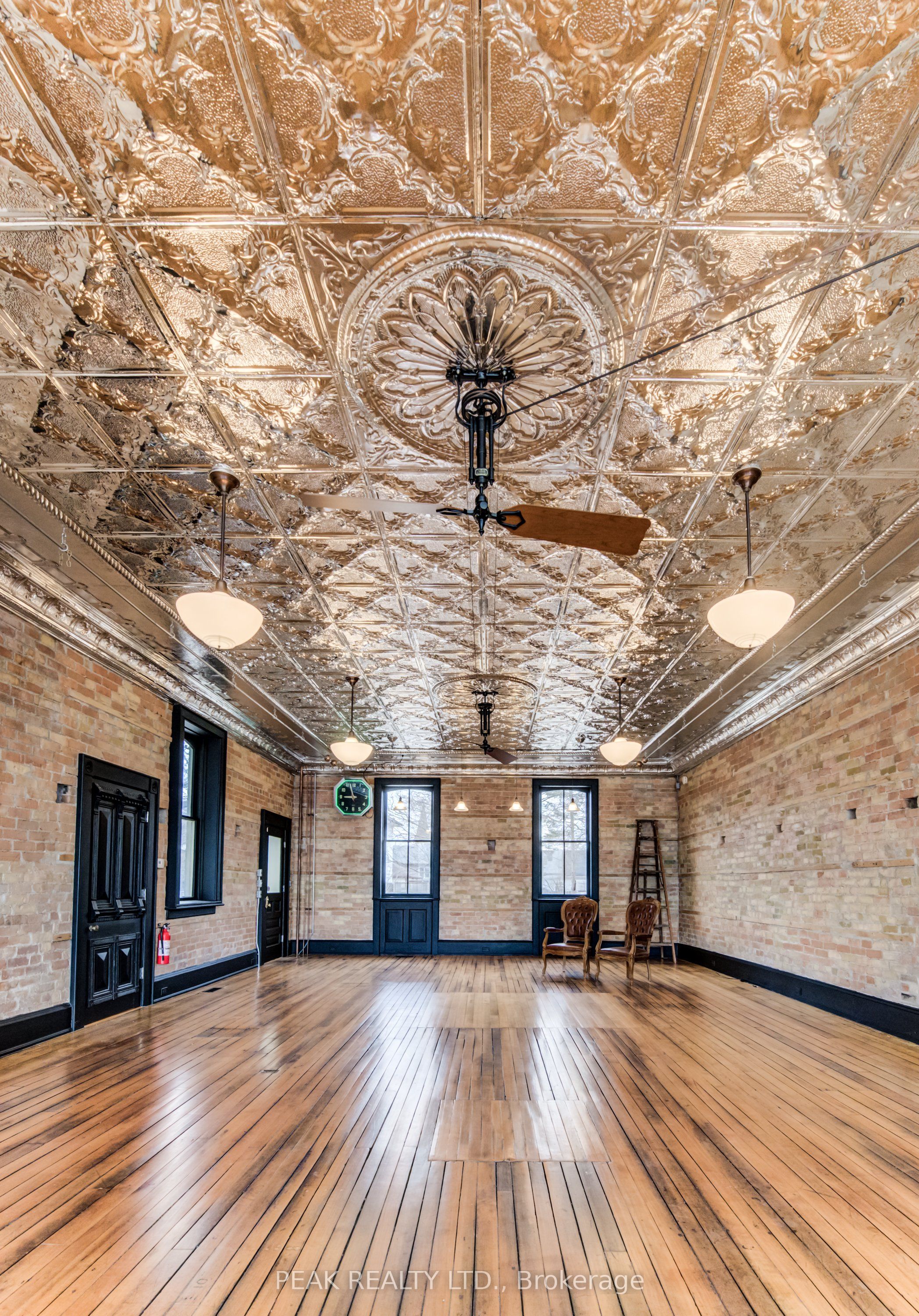 8 Foundry Street Property Photo 4