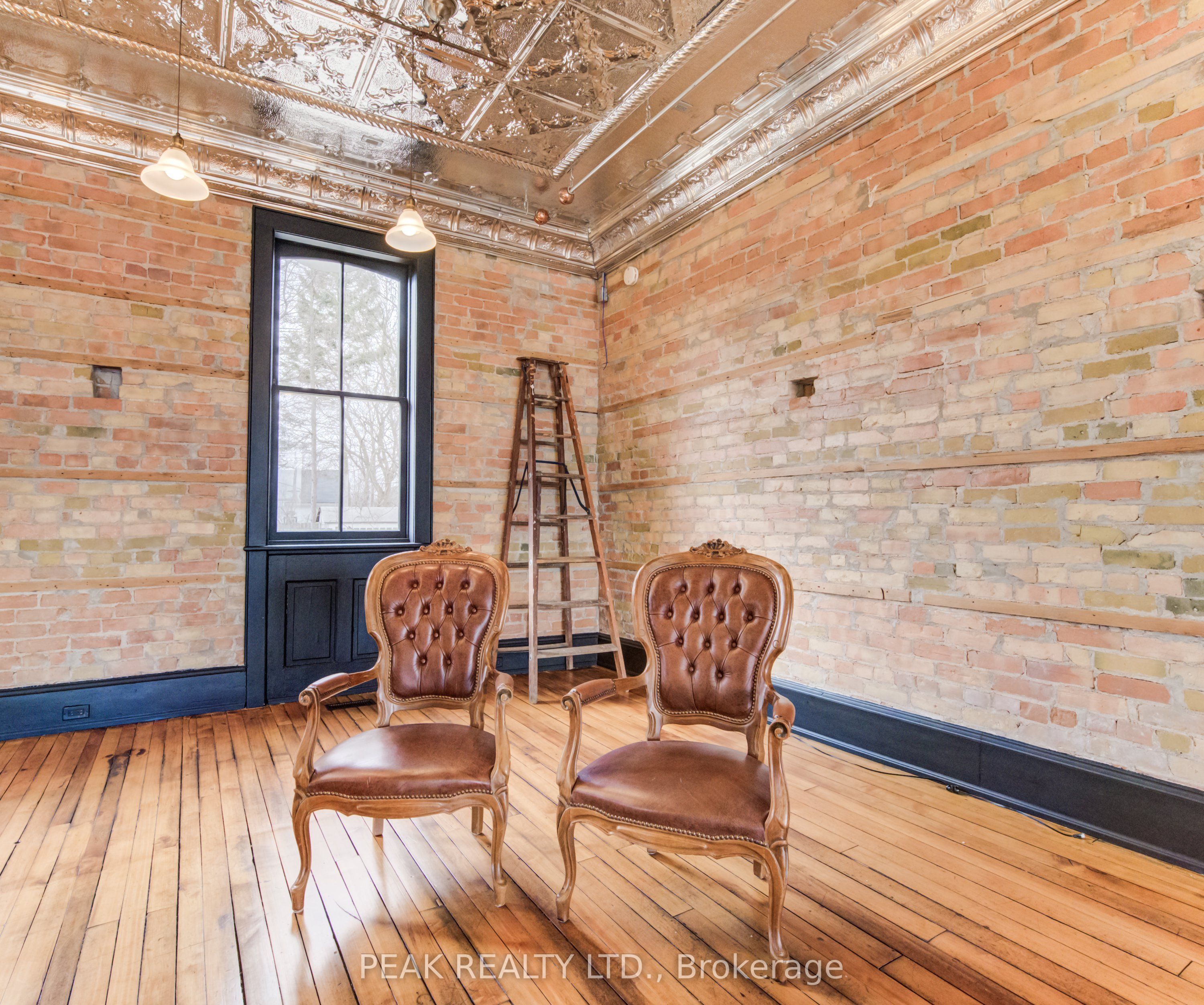 8 Foundry Street Property Photo 7