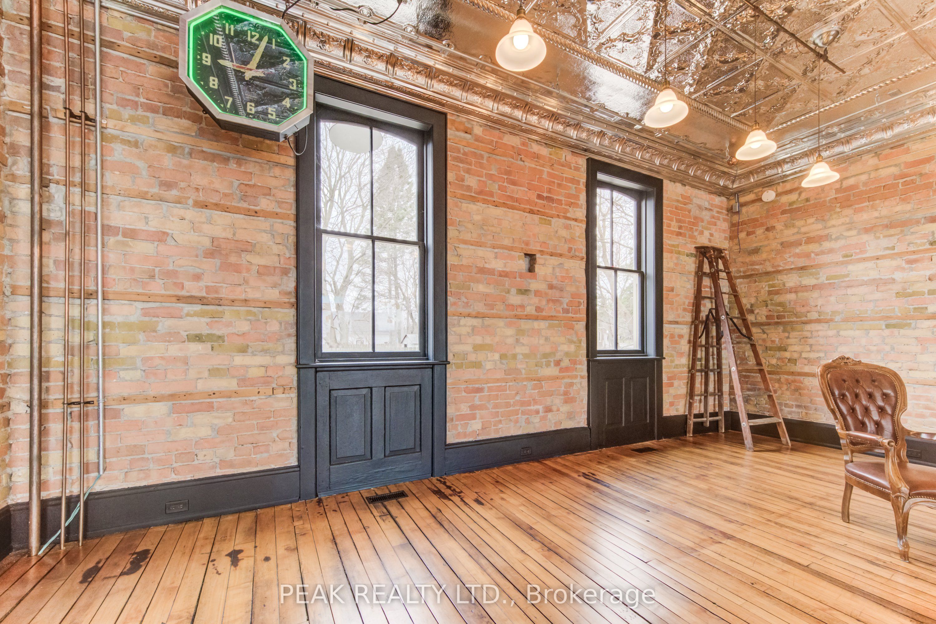 8 Foundry Street Property Photo 8