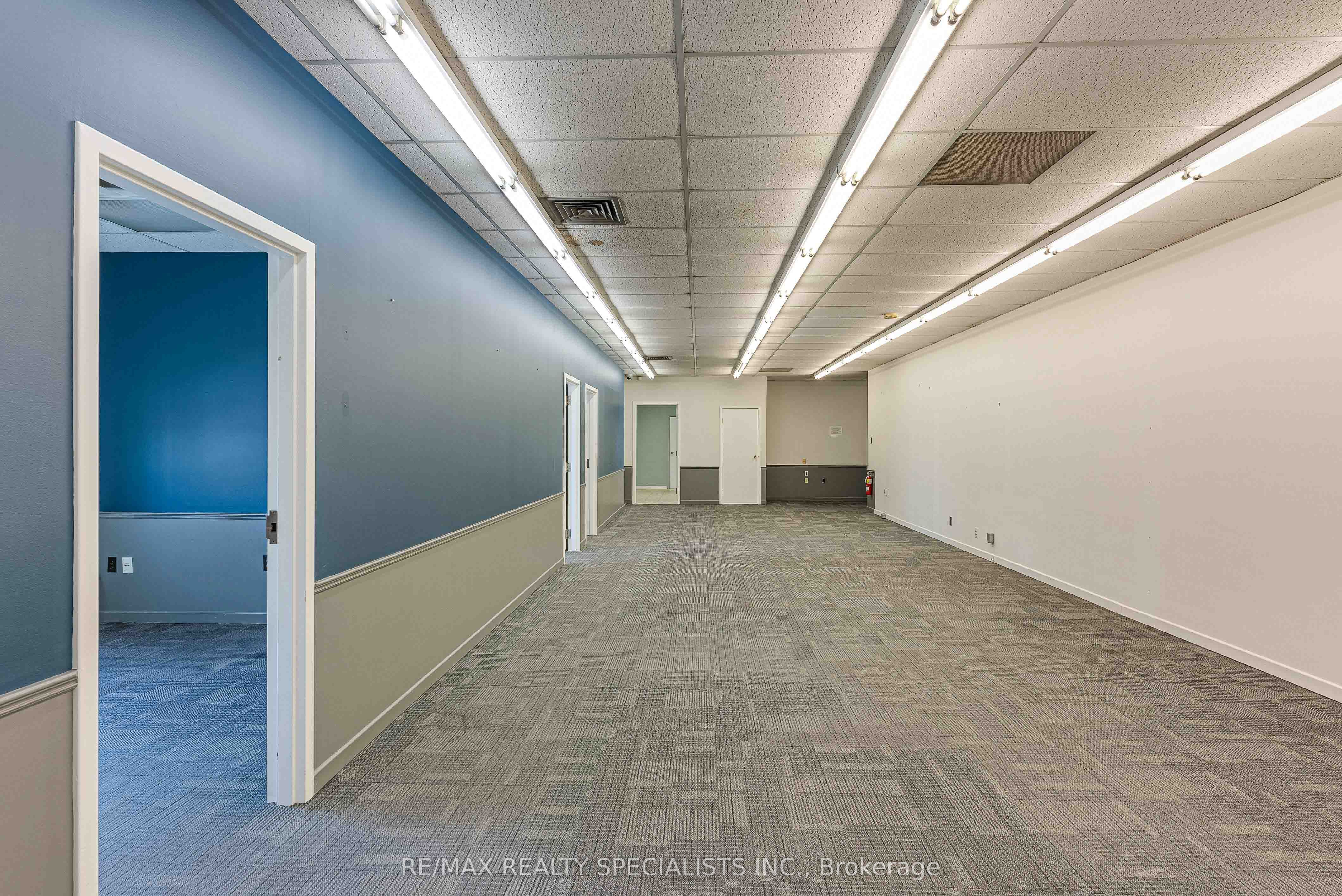 2109 Oxford Street Property Photo 10