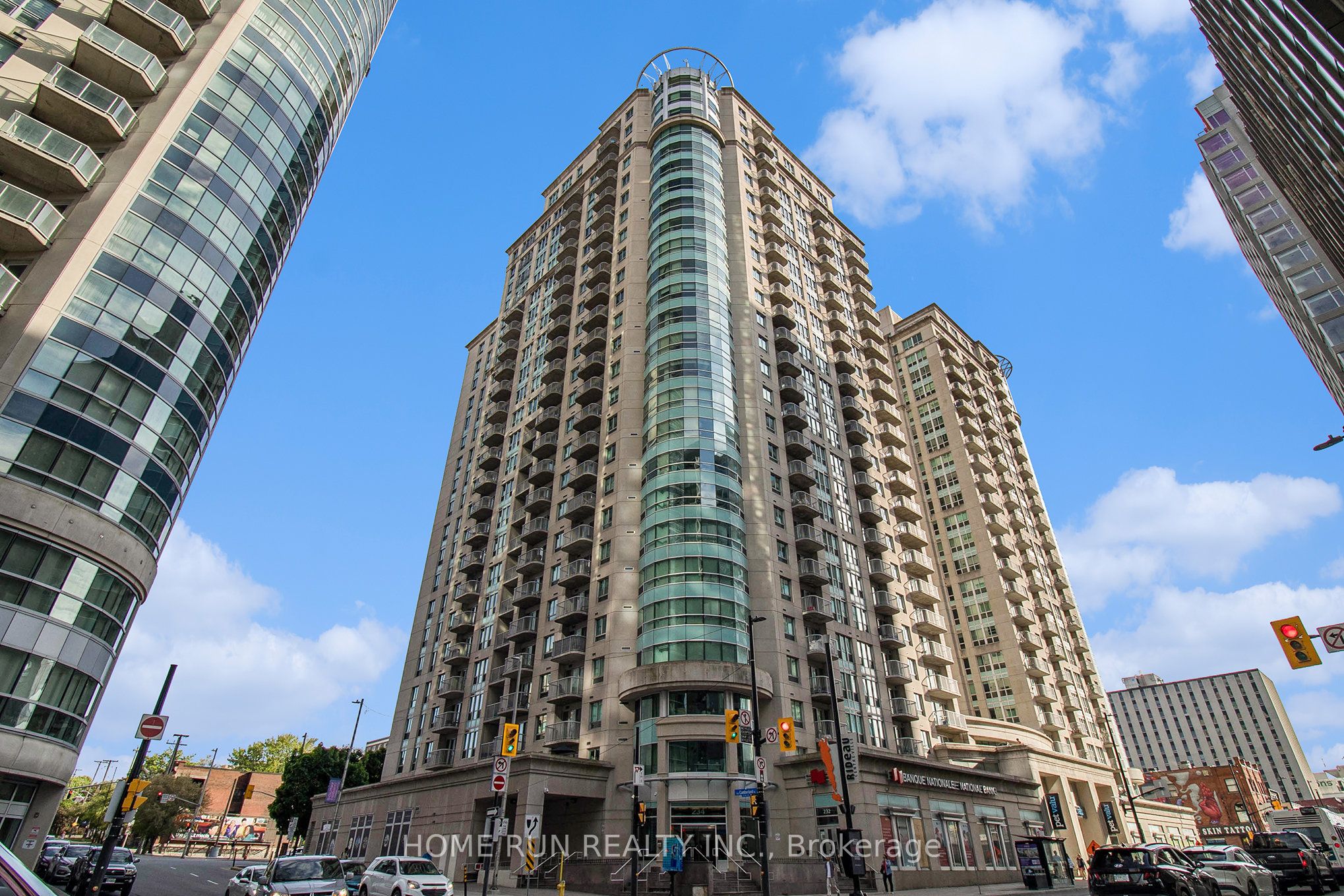 #1211 - 234 Rideau Street Property Photo