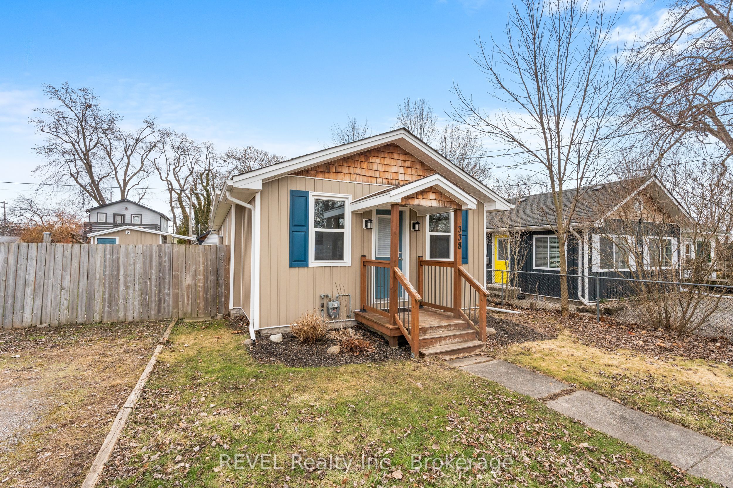 Crystal Beach Real Estate Listings Main Image