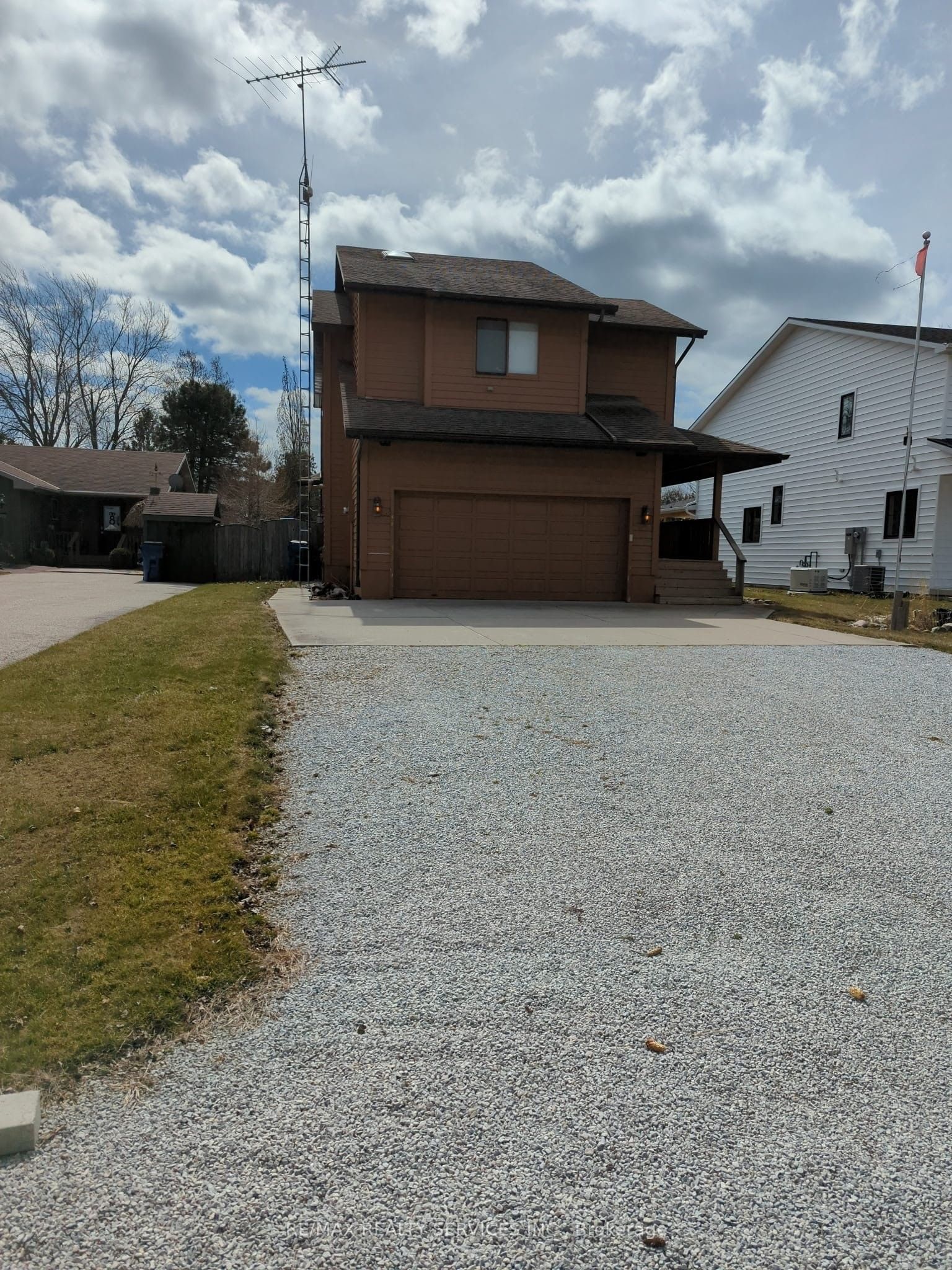 Chatham Kent County Real Estate Listings Main Image