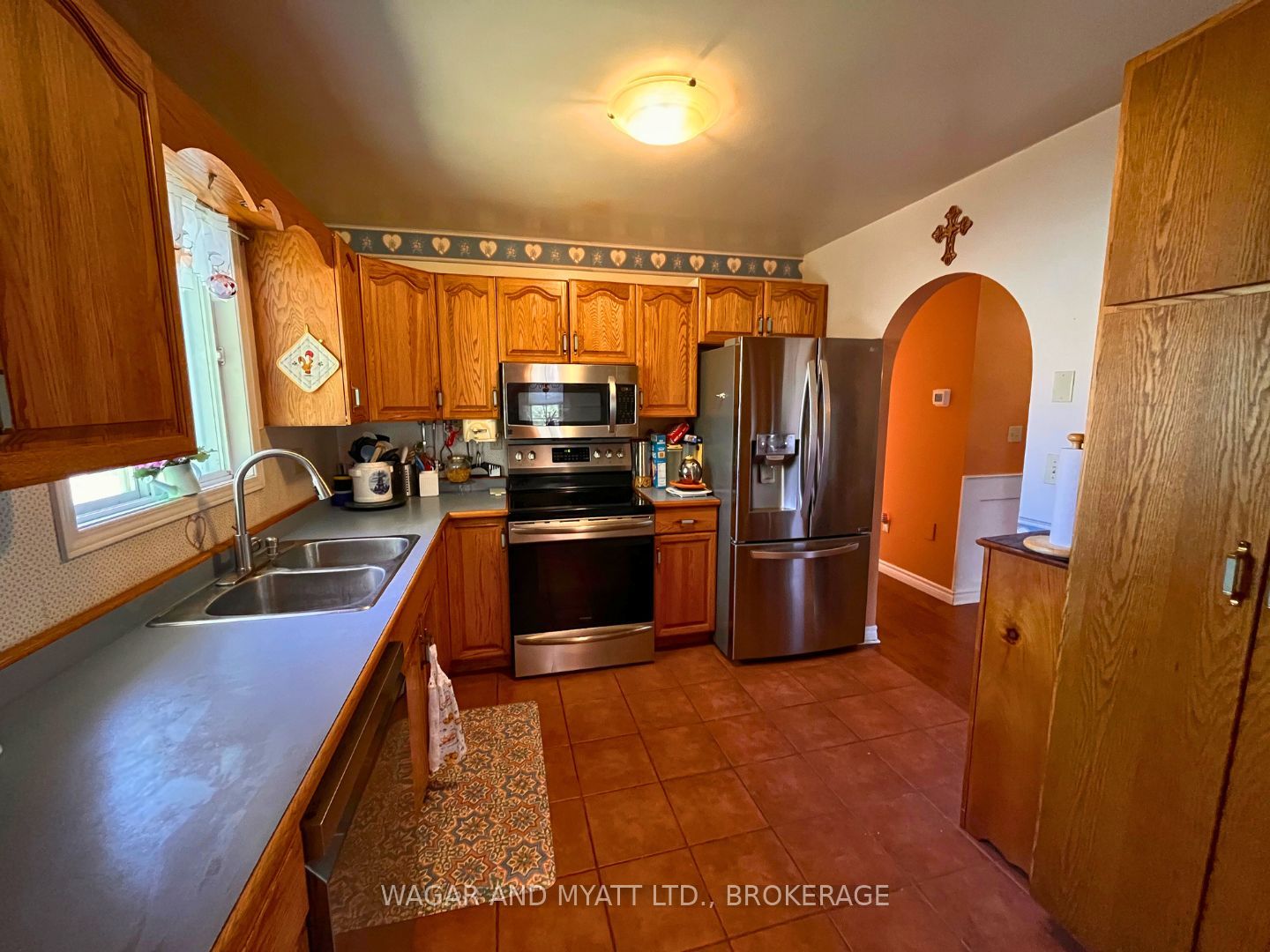 63 N Southwood Crescent N Property Photo 10