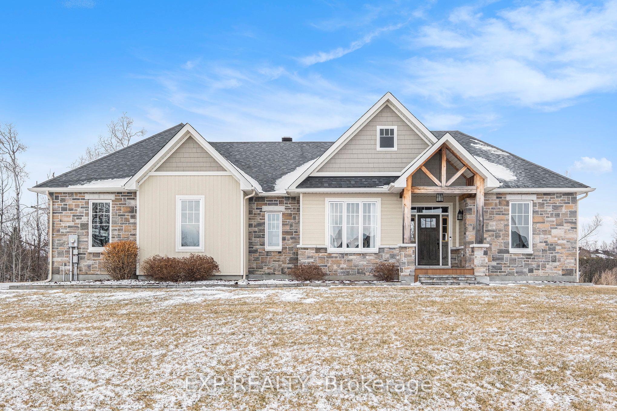 101 Cadieux Way Property Photo